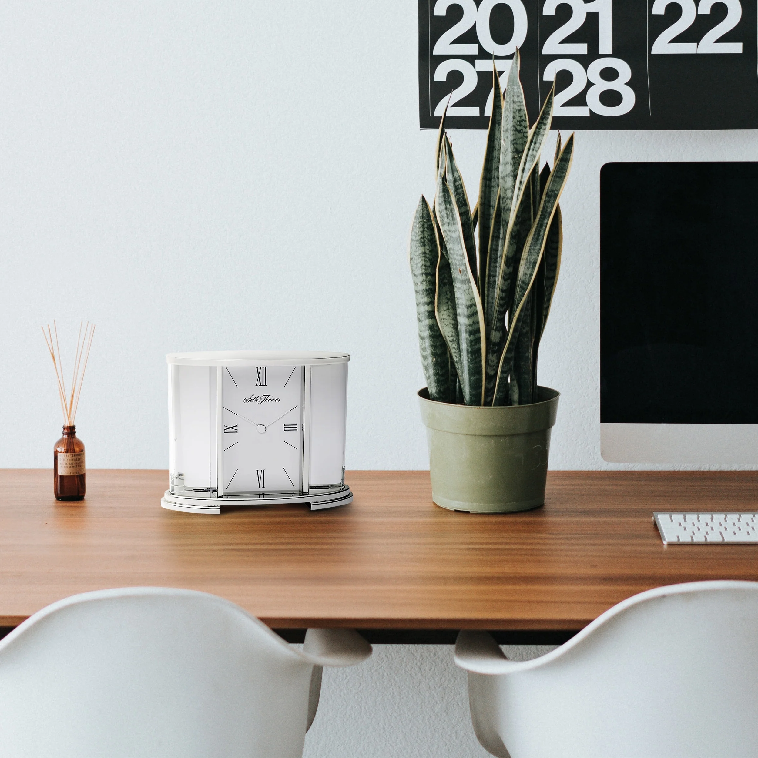 Seth Thomas Carriage Shape Glass Table Clock in Silver