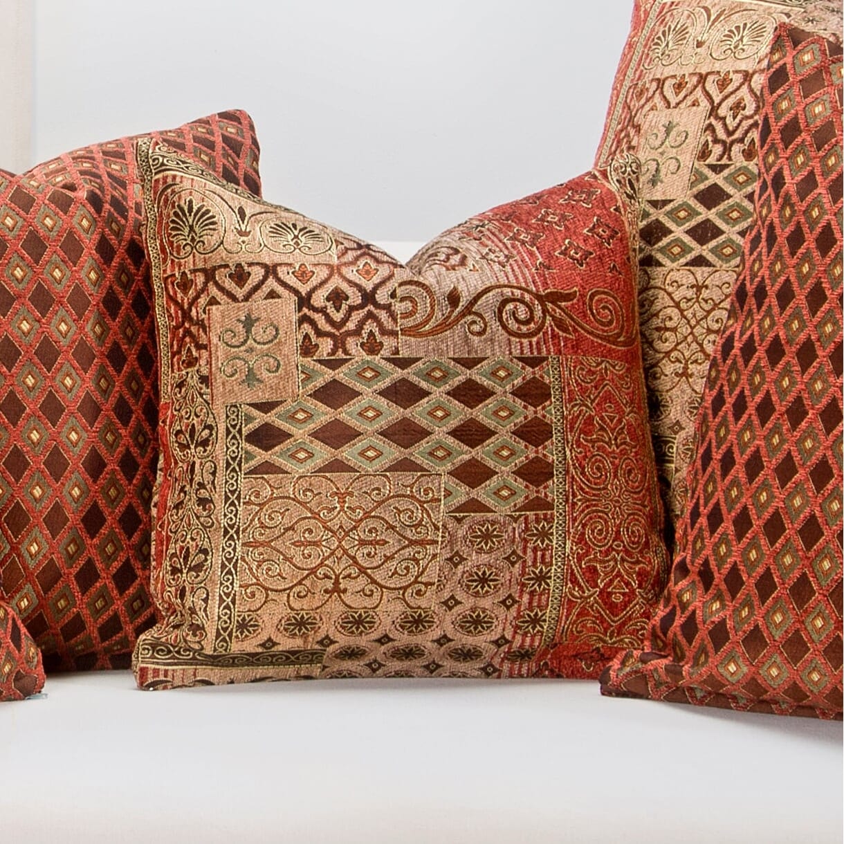 Siscovers Empress Transitional Designer Throw Pillow with Removable Cover