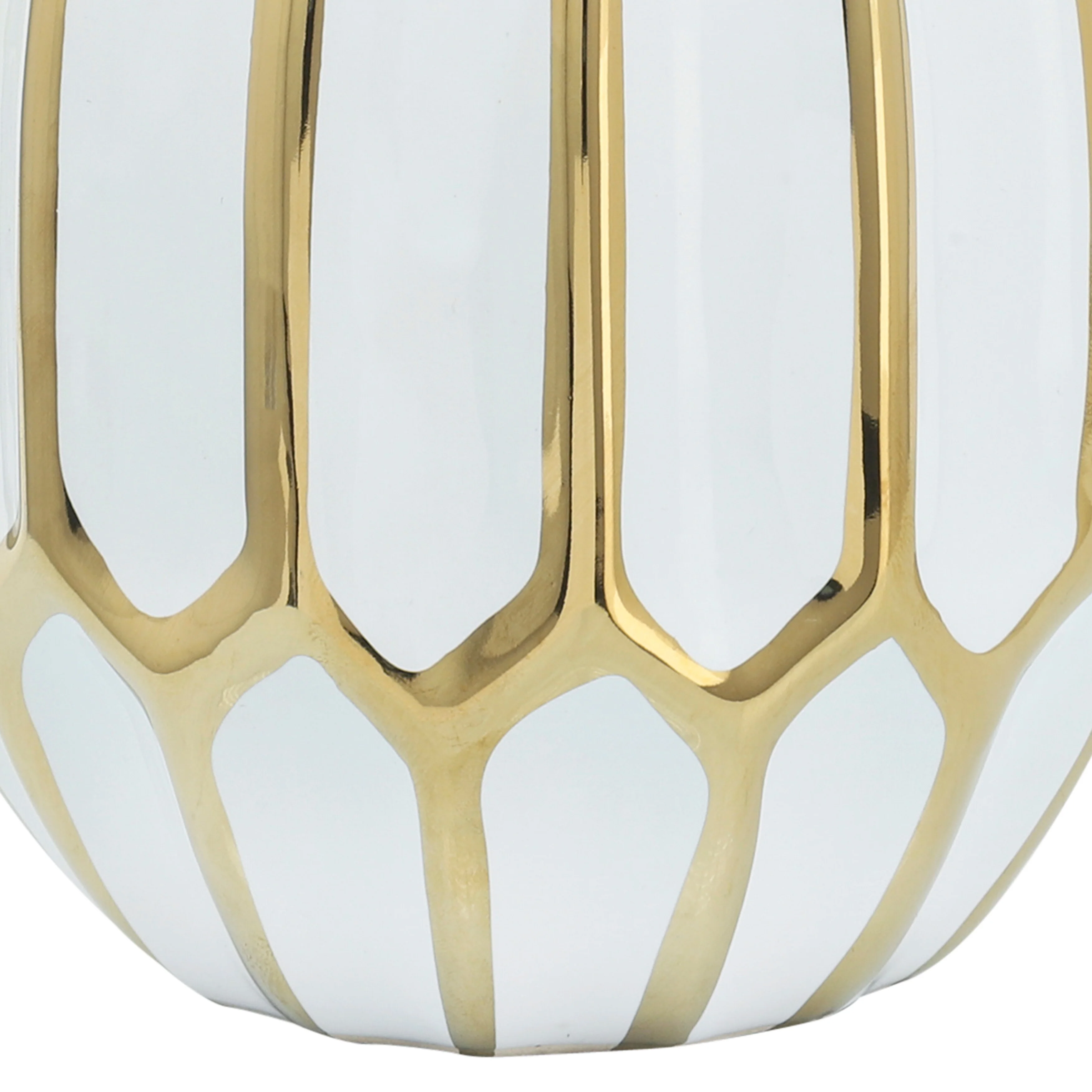 Sagebrook Home Elegant Ceramic Vase