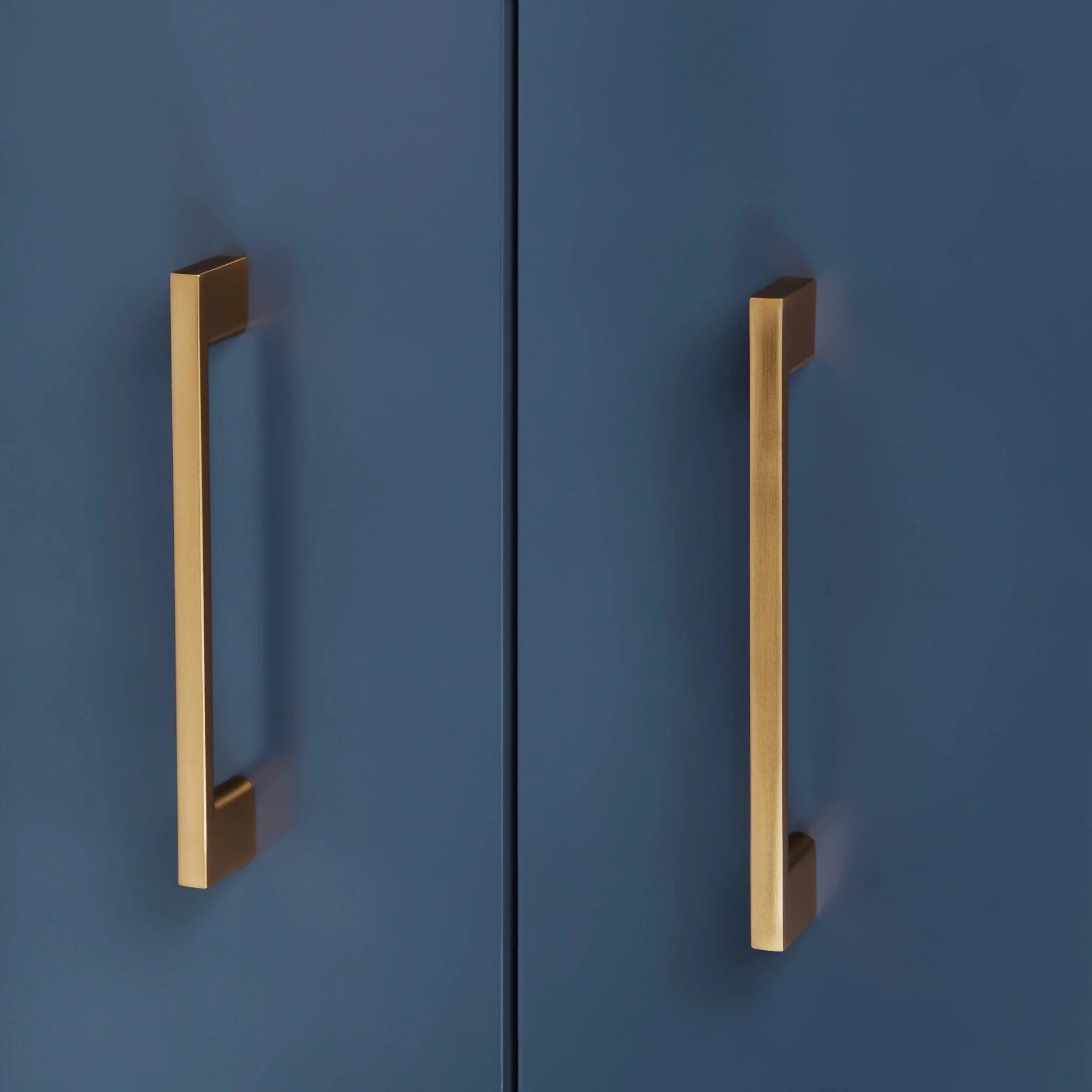 Vanity Art 54-inch Single Sink Bathroom Vanity Set with Engineered Marble Top and Free Mirror - 54 x 18.5 x 36 Inches