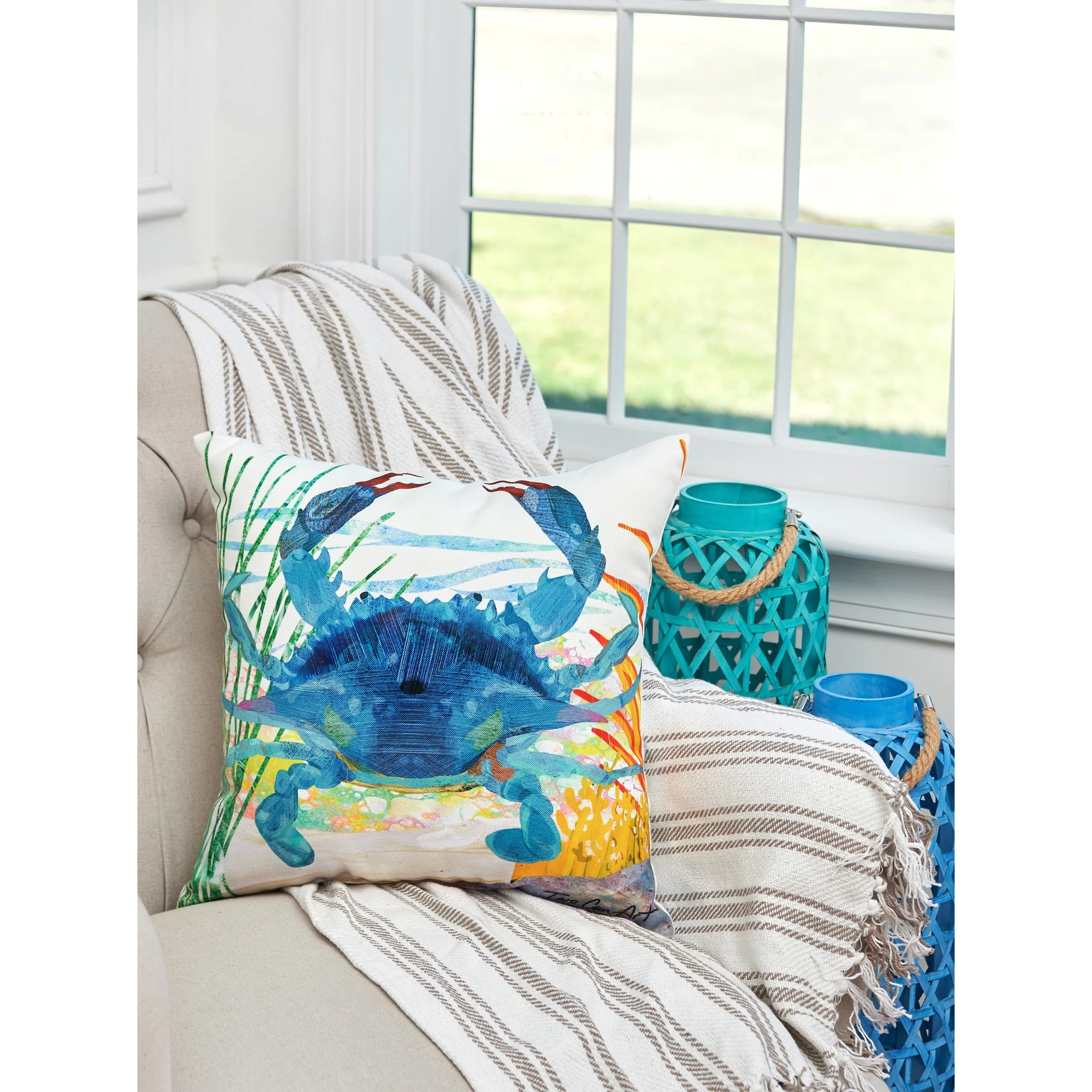 Blue Crab Coastal Indoor/Outdoor 18x18 Decorative Accent Throw Pillow