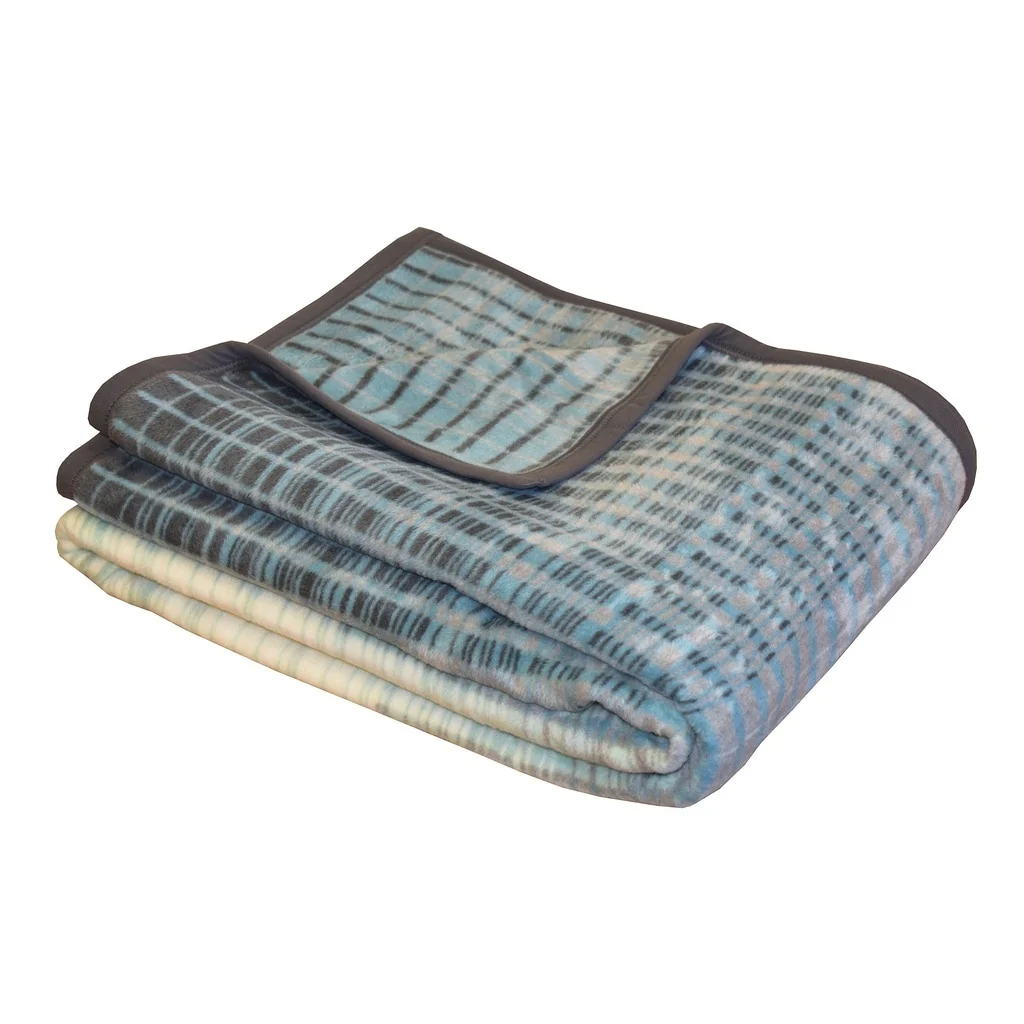 IBENA Contemporary Style Sea Foam Green Throw Blanket 'Emmen'