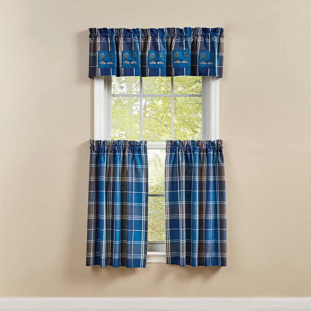 Park Designs Rainy Lake Lined Loon Patch Valance 60