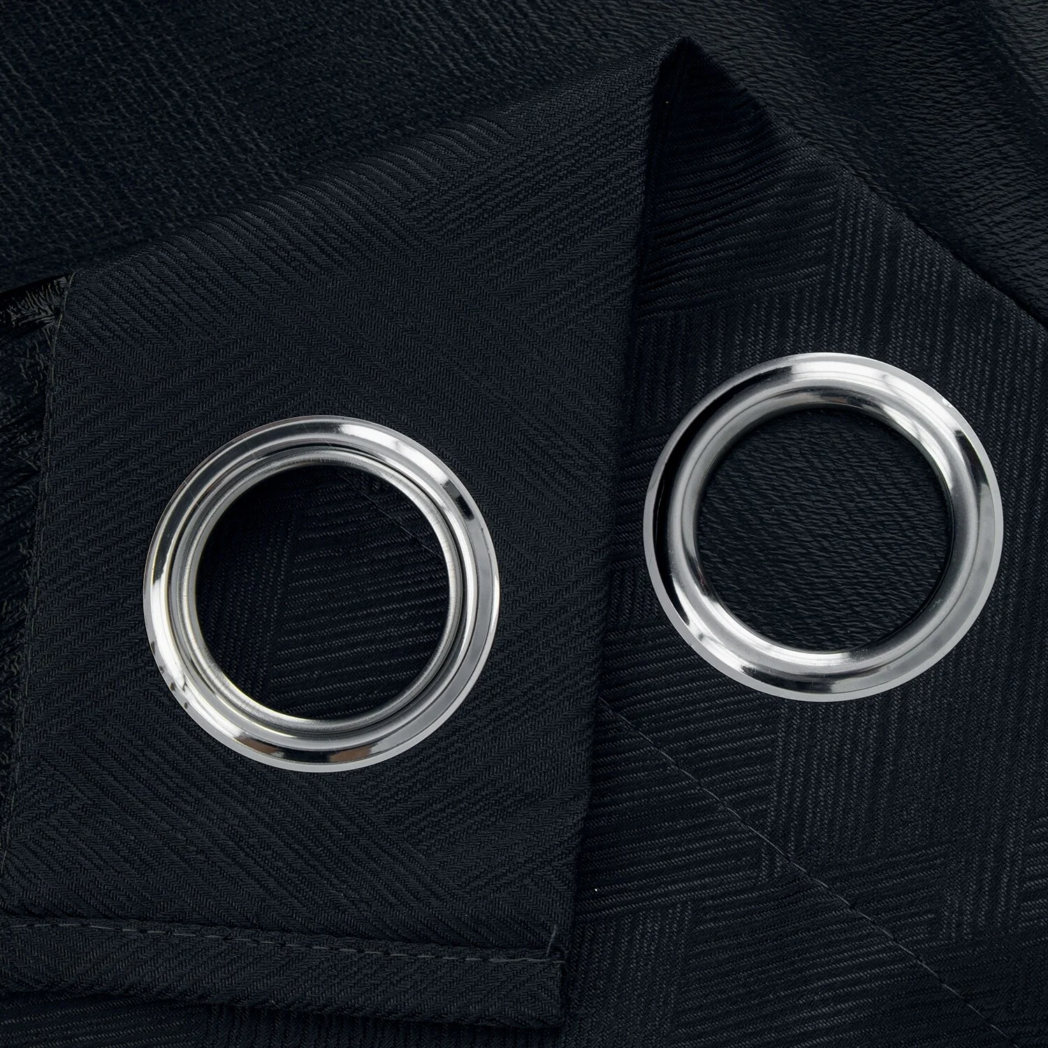 Barron Blackout Window Curtain Grommet Panel 90