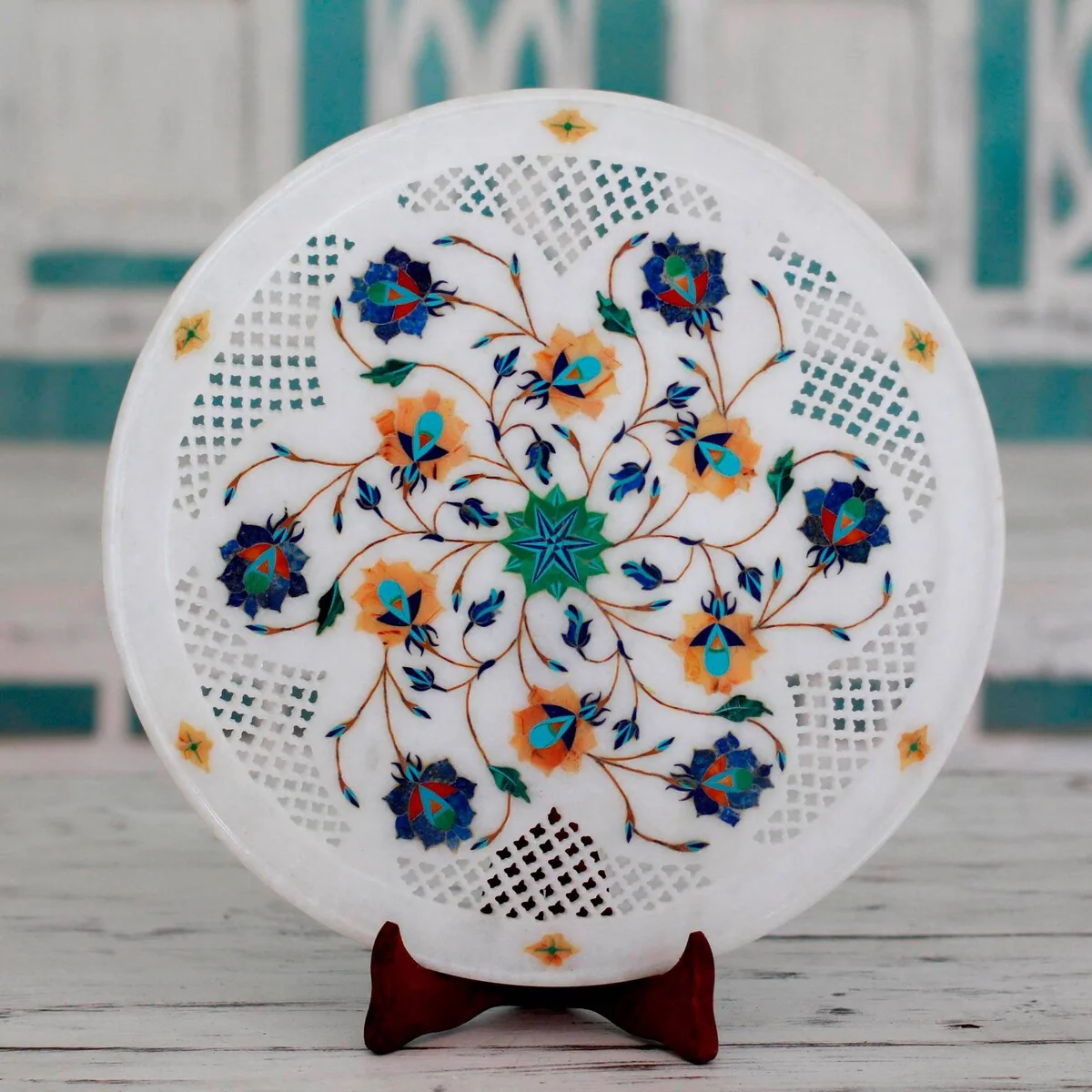 Handmade Natural Harmony Marble inlay decorative plate (India)