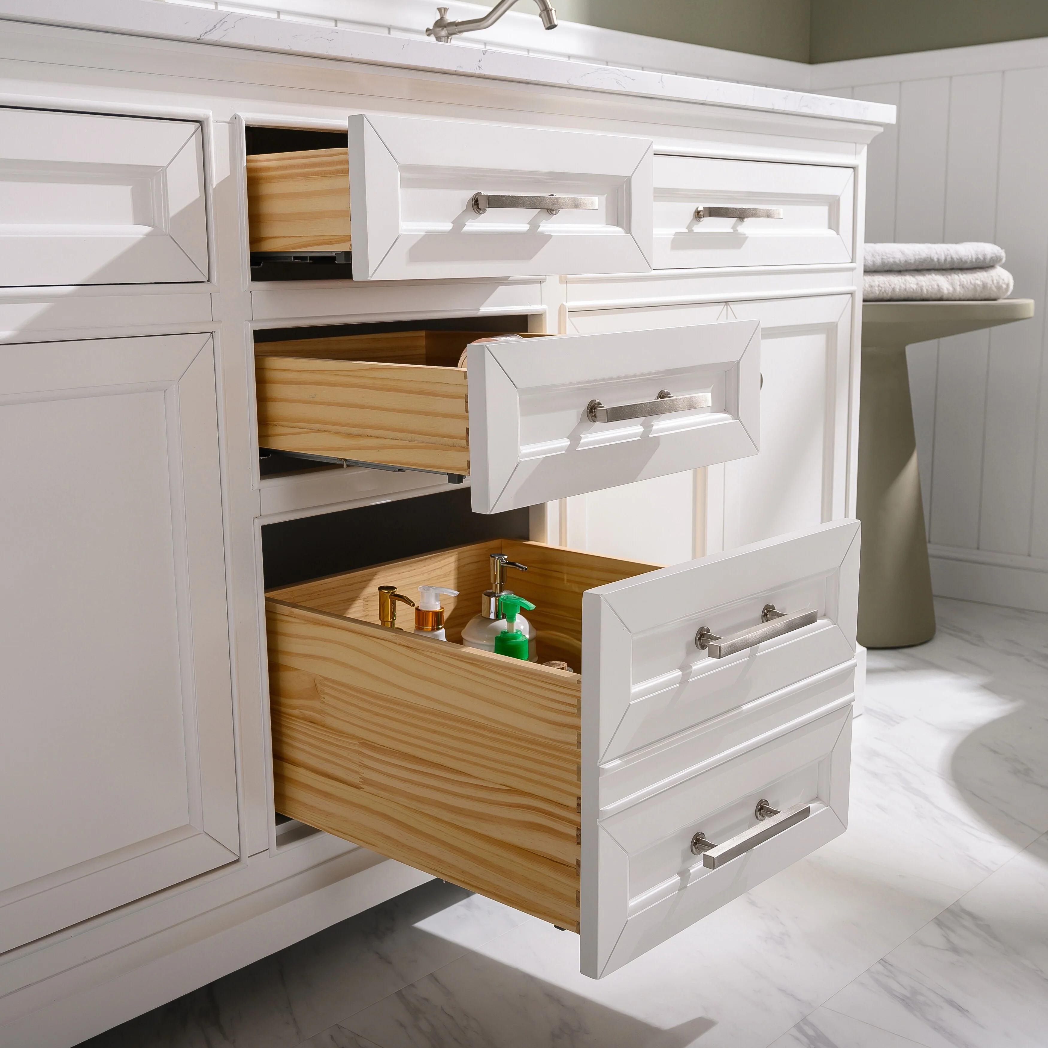 Sudio Design Thompson 72