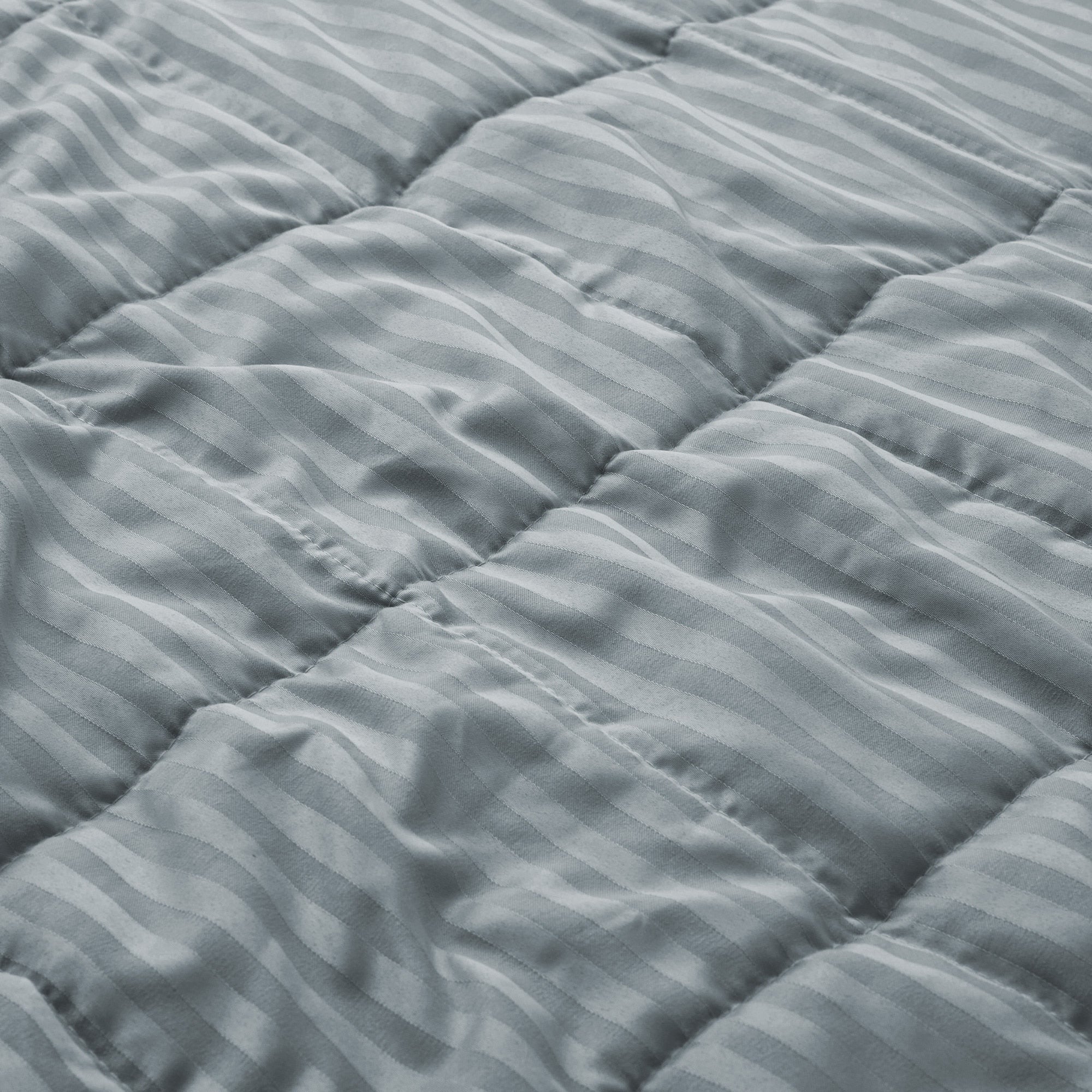 Hotel Quality Luxury All Season Jacquard Soft Bed Blanket with Satin Trim, Cozy and Warm