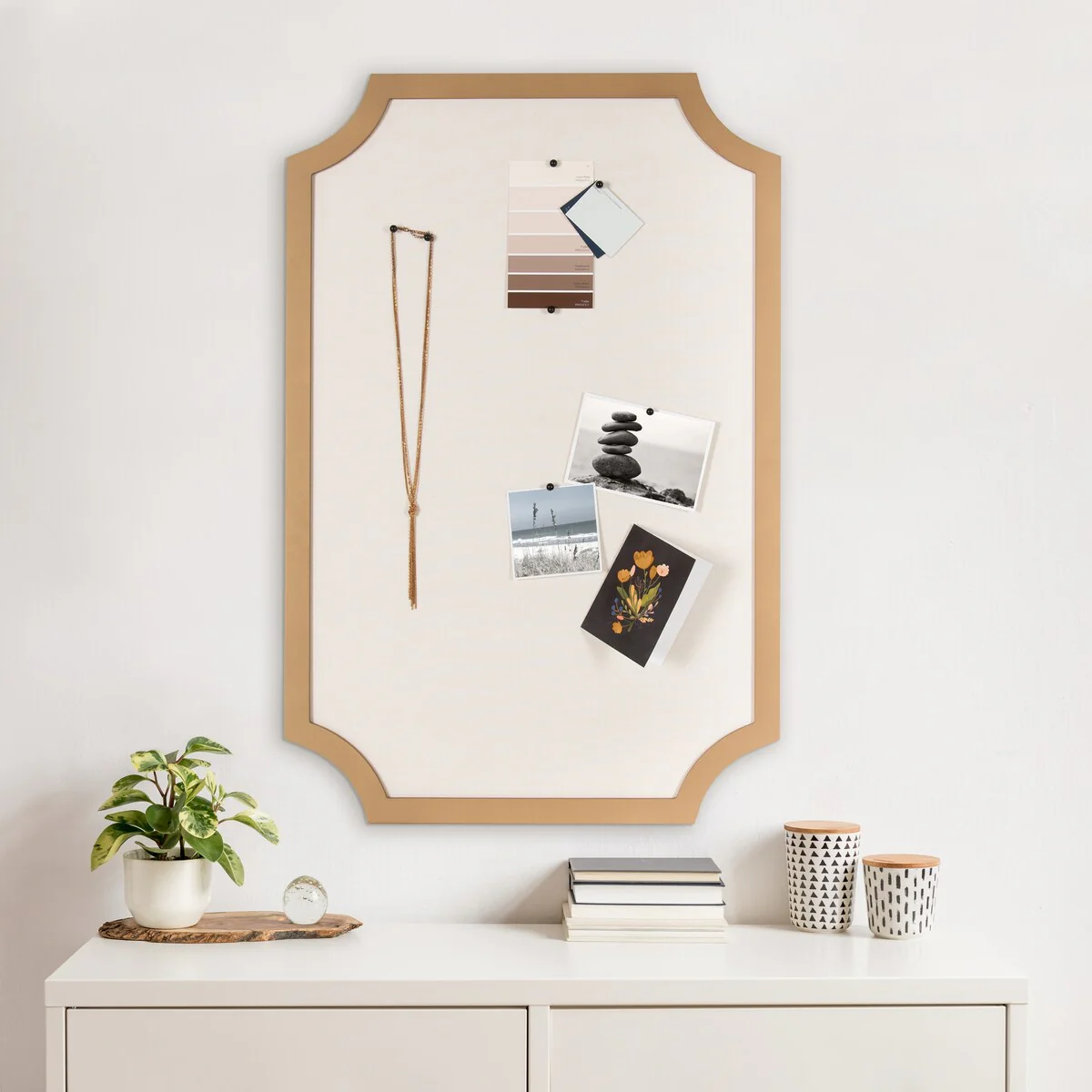 Kate and Laurel Holbrook Scalloped Rectangle Framed Pinboard - 24x36