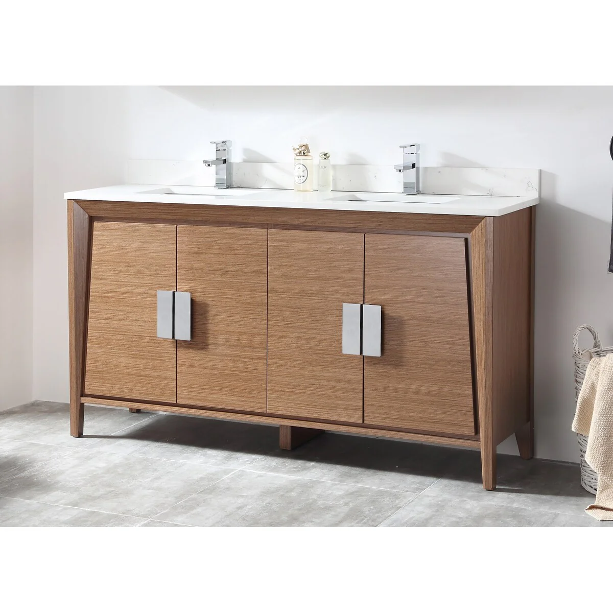 Tennant Brand Melissa Single Sink Bathroom Vanity