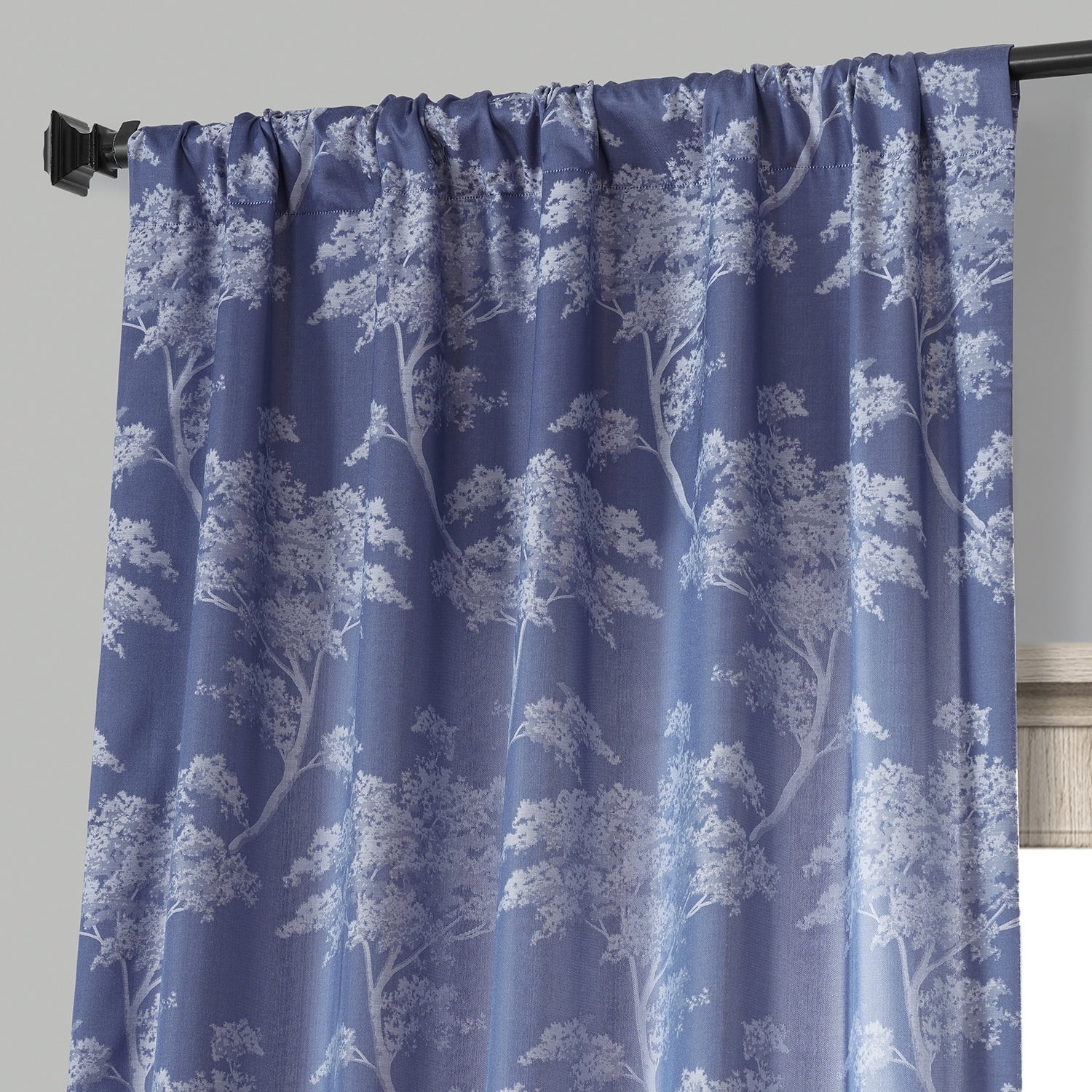 Exclusive Fabrics Sequoia Faux Silk Jacquard Curtain (1 Panel)