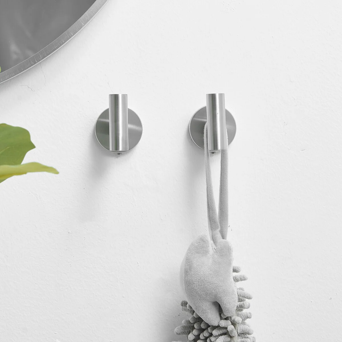 Bathroom Robe Hook Round Towel Hook in Stainless Steel(2-Pack)