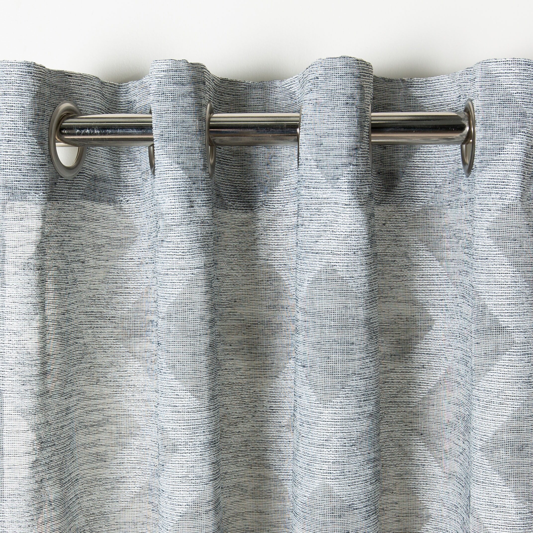 SAFAVIEH Mirtha Sheer Window Curtain Panel