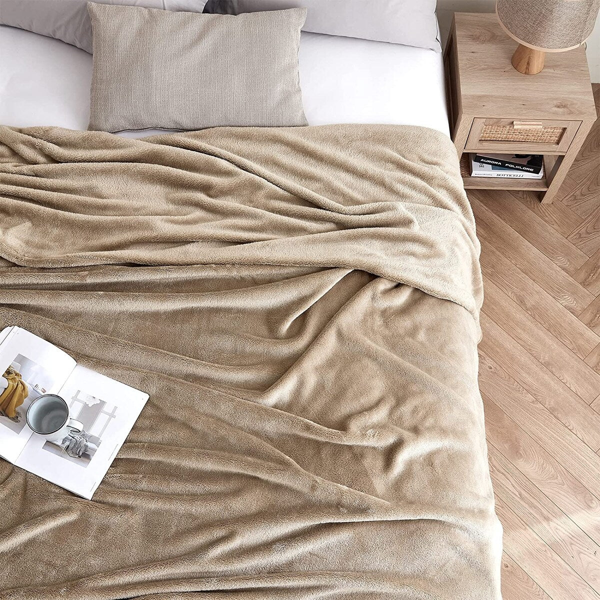 Me Sooo Comfy - Coma Inducer® Bed Blanket - Winter Twig