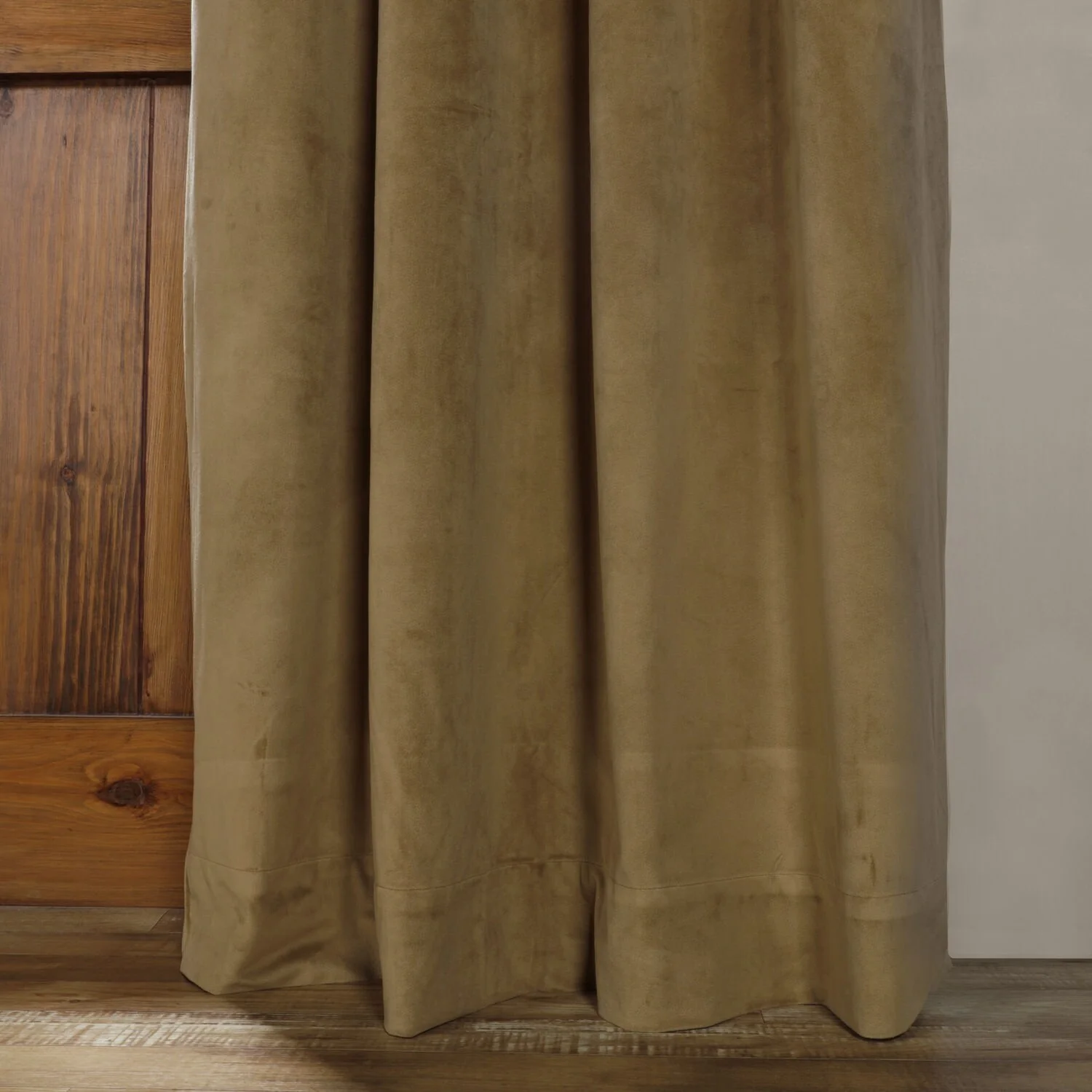 Exclusive Fabrics Signature Blackout Velvet Grommet Curtain (1 Panel)