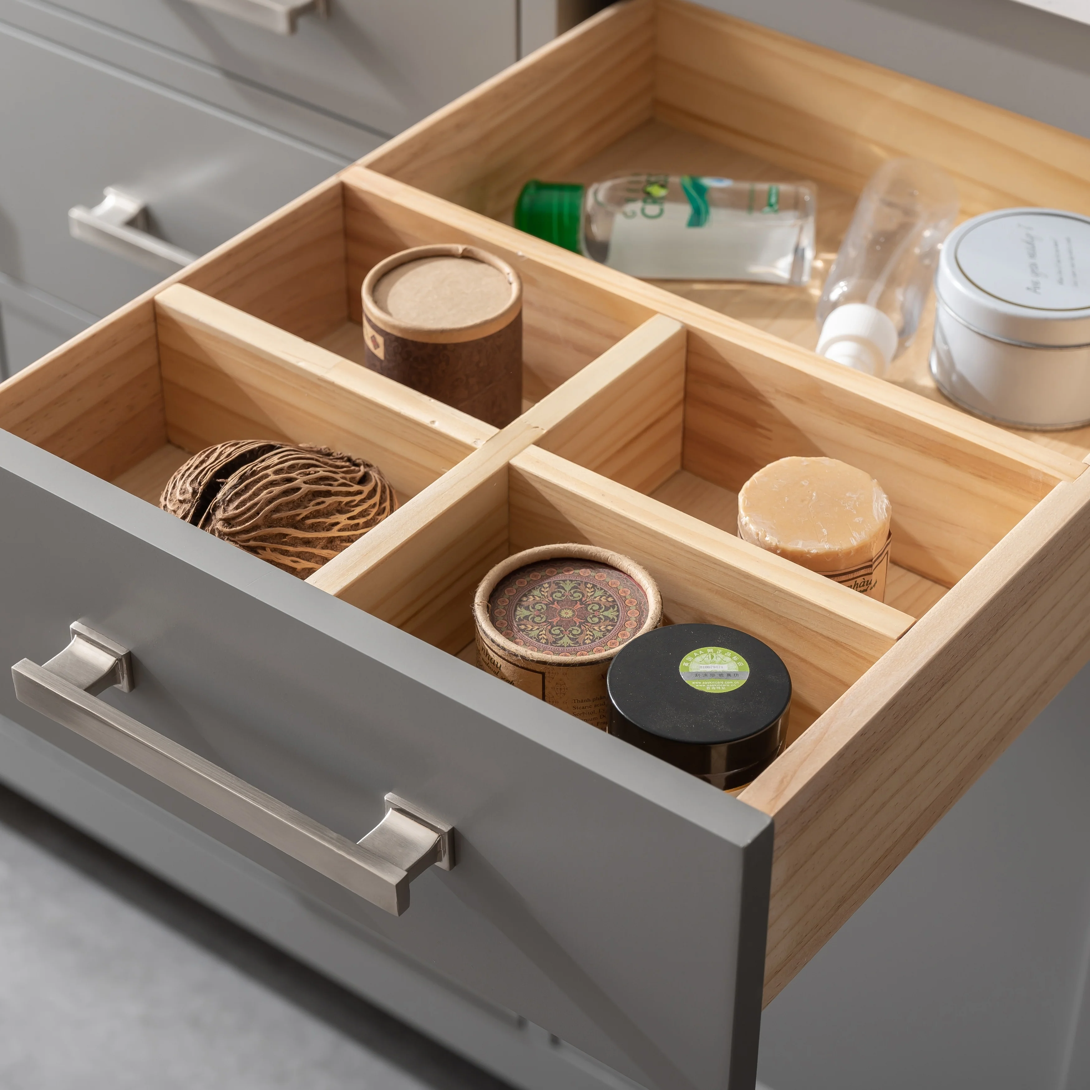 Sudio Design Bathroom Vanity Jasper Collection.