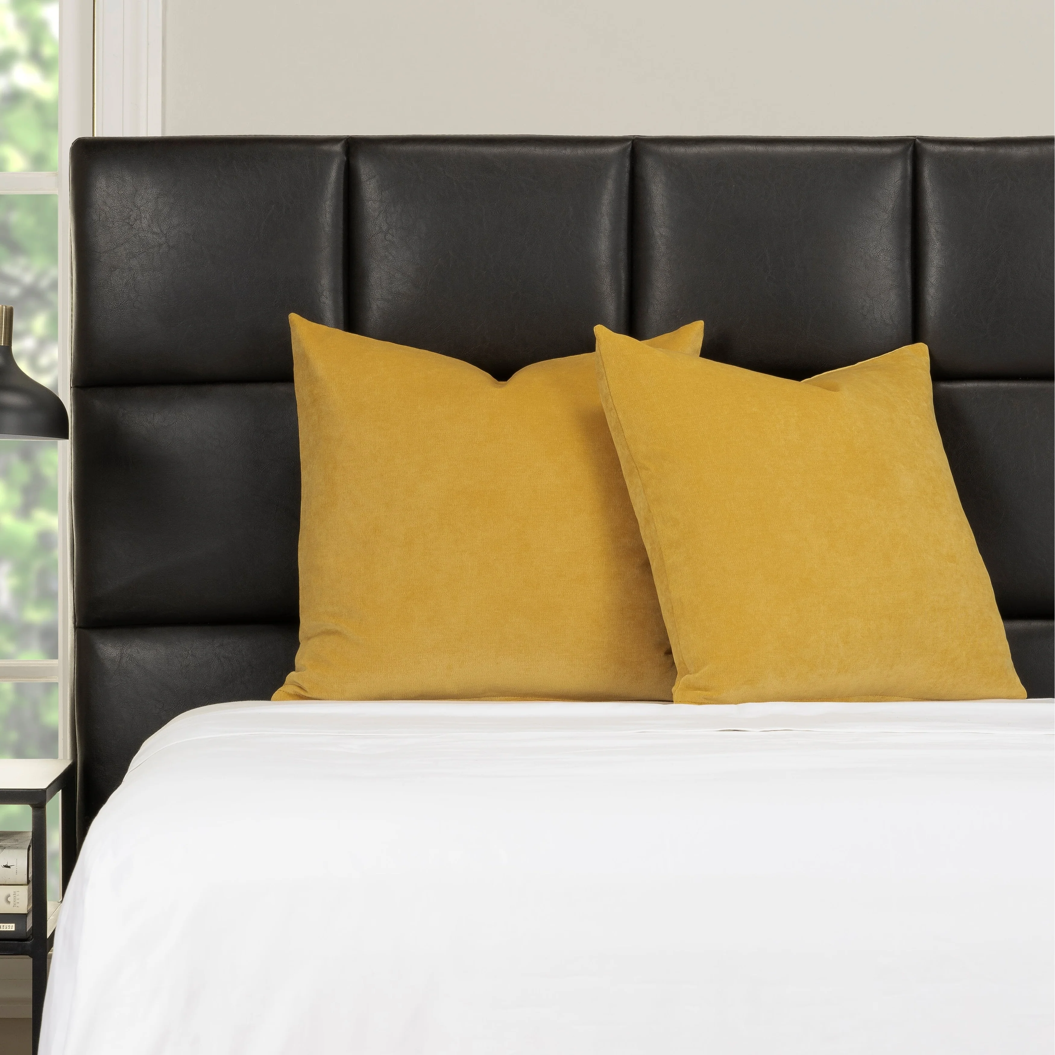 Mixology Padma Washable Polyester Throw Pillow