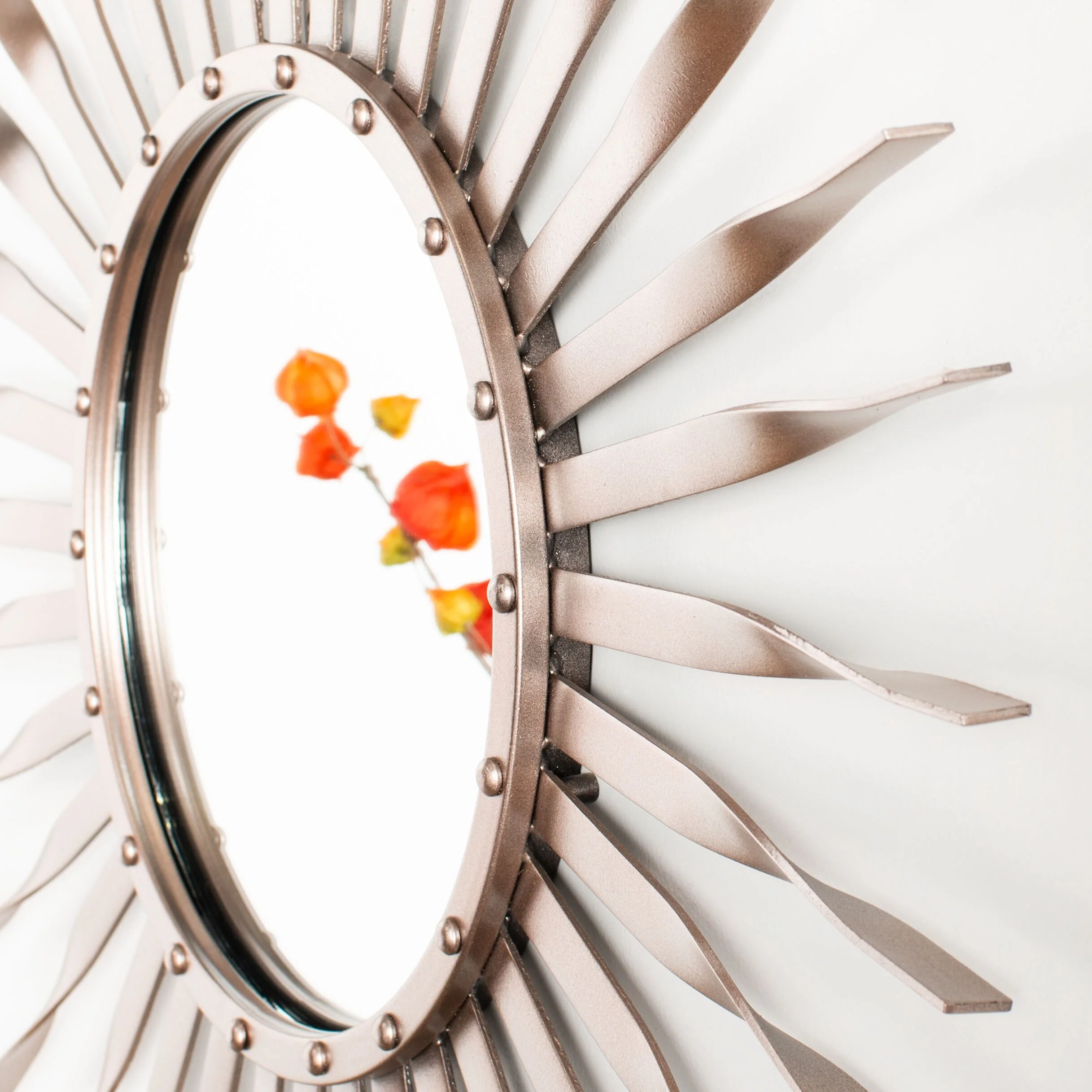 SAFAVIEH Jessenia 28-inch Rose/Gold Sunburst Round Mirror - 28.3