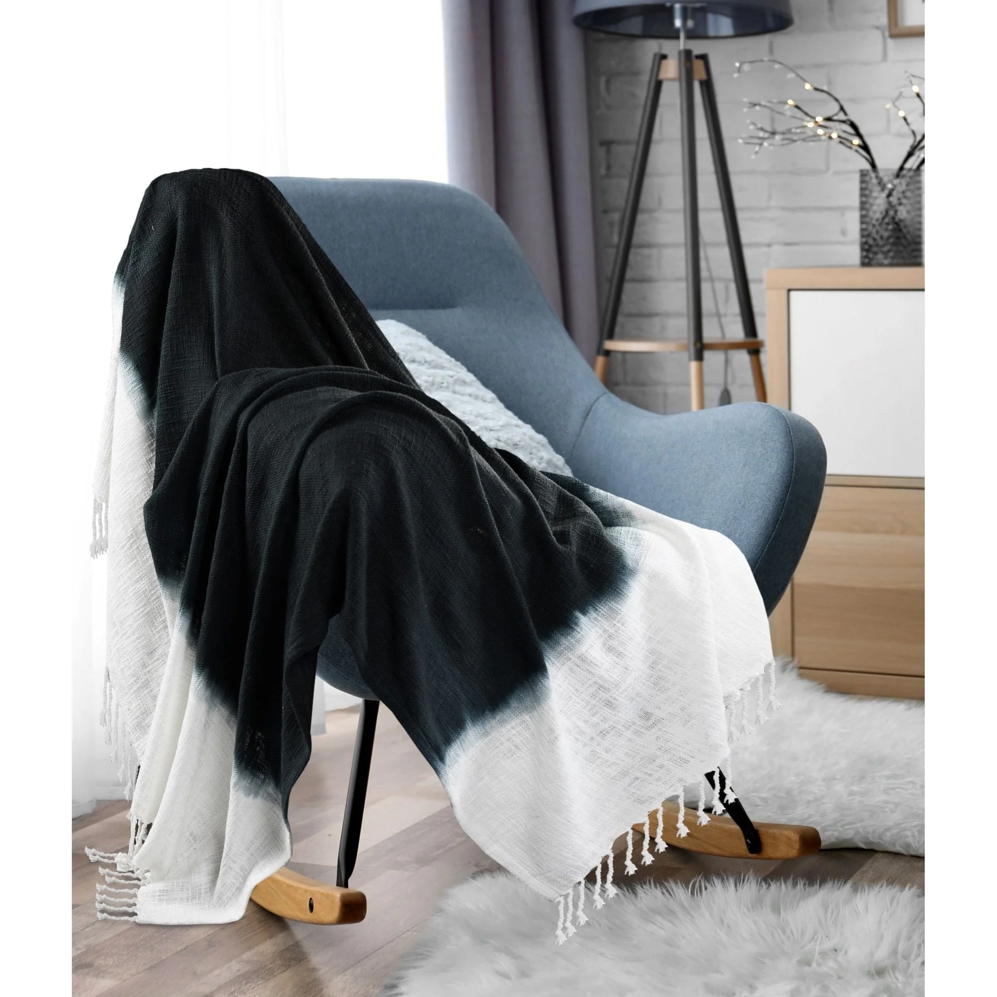 Sevita Orgainc Cotton Ombre Throw Blanket with Fringe