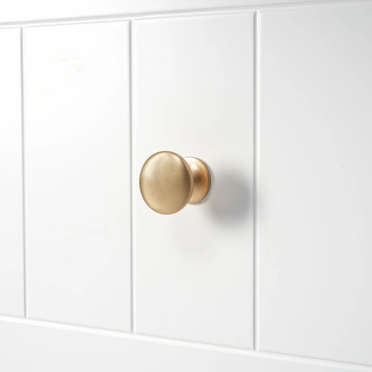 30-Inch Modern White Bathroom Vanity Cabinet with two drawers