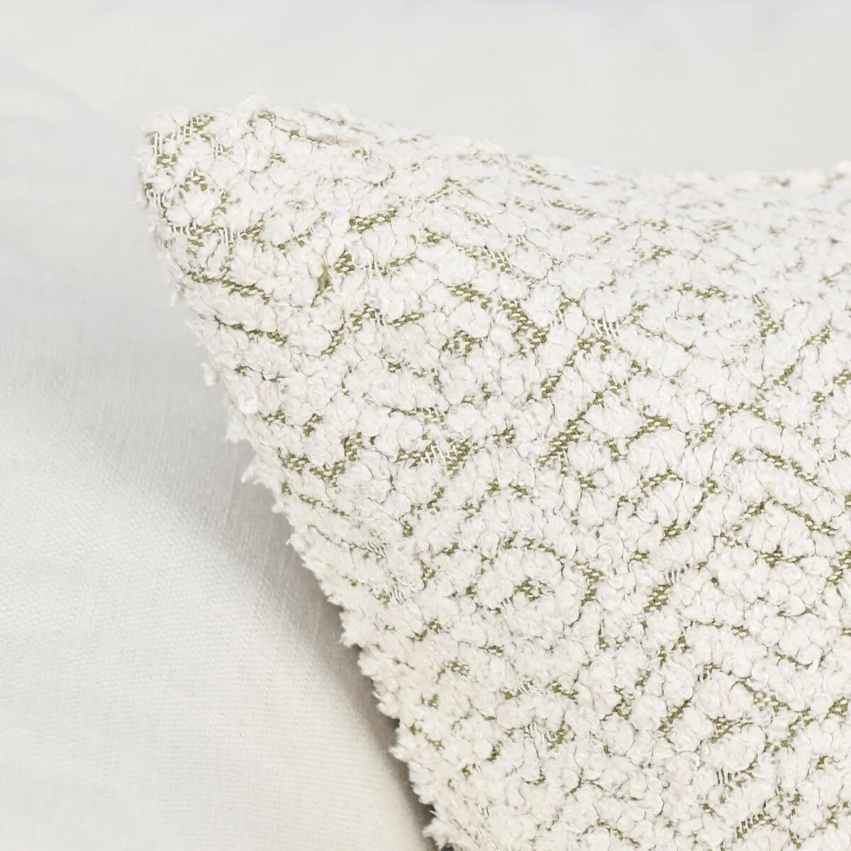 Villa by Classic Home Maris 22