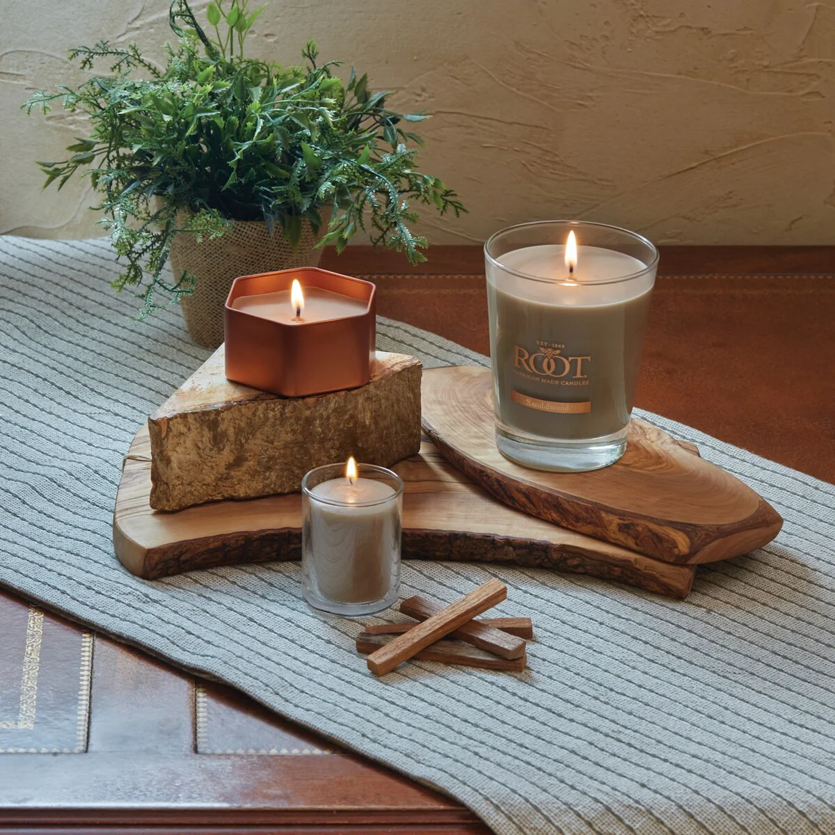 ROOT Candles Sandalwood 10.5 oz Large Veriglass Jar