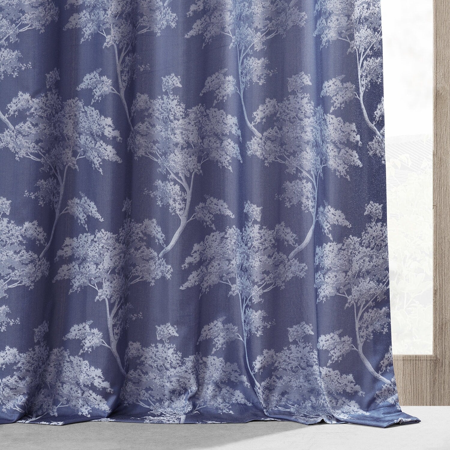 Exclusive Fabrics Sequoia Faux Silk Jacquard Curtain (1 Panel)