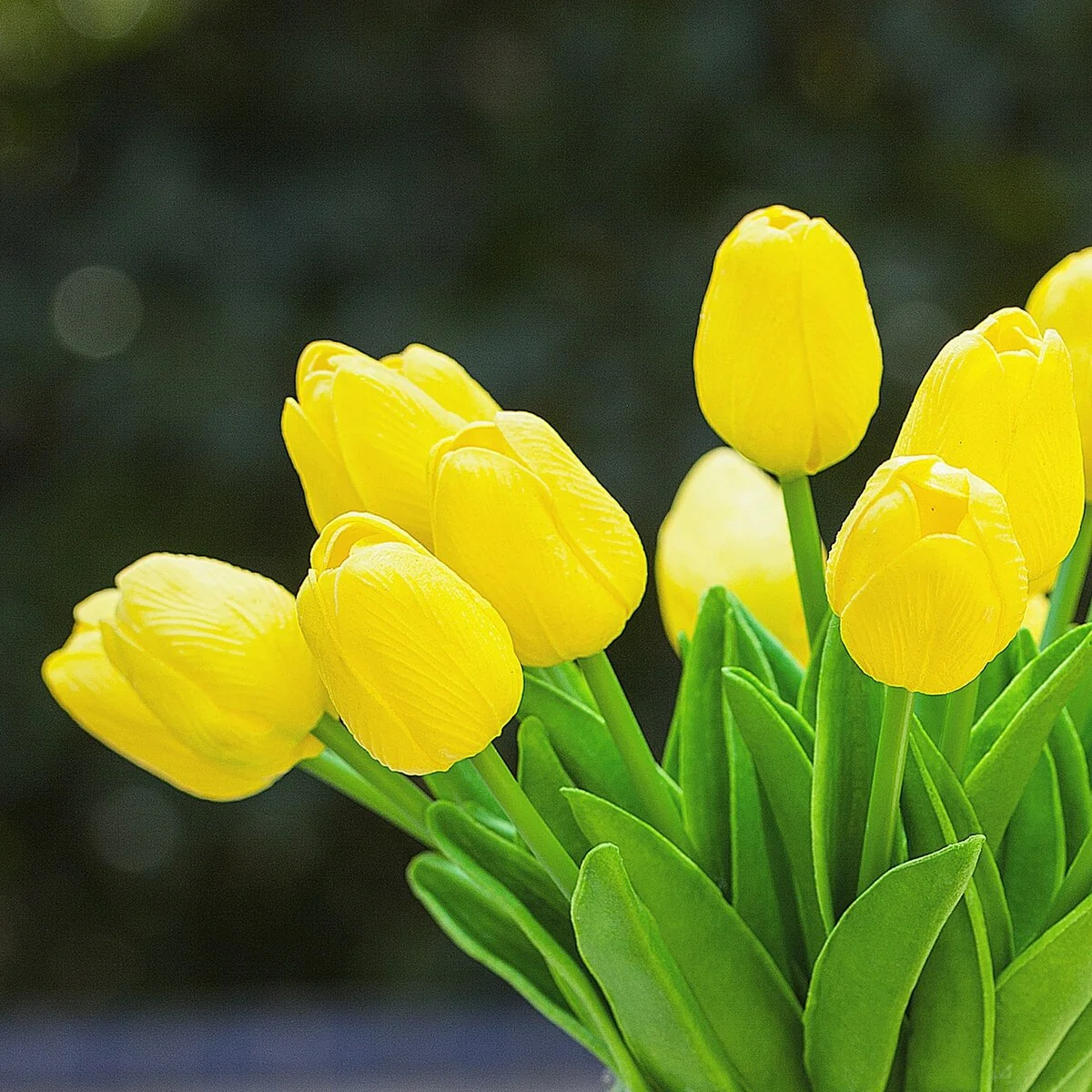 Enova Home 20 Pieces Artificial Real Touch Tulips Fake Silk Flowers Arrangement in Cube Glass Vase with Faux Water