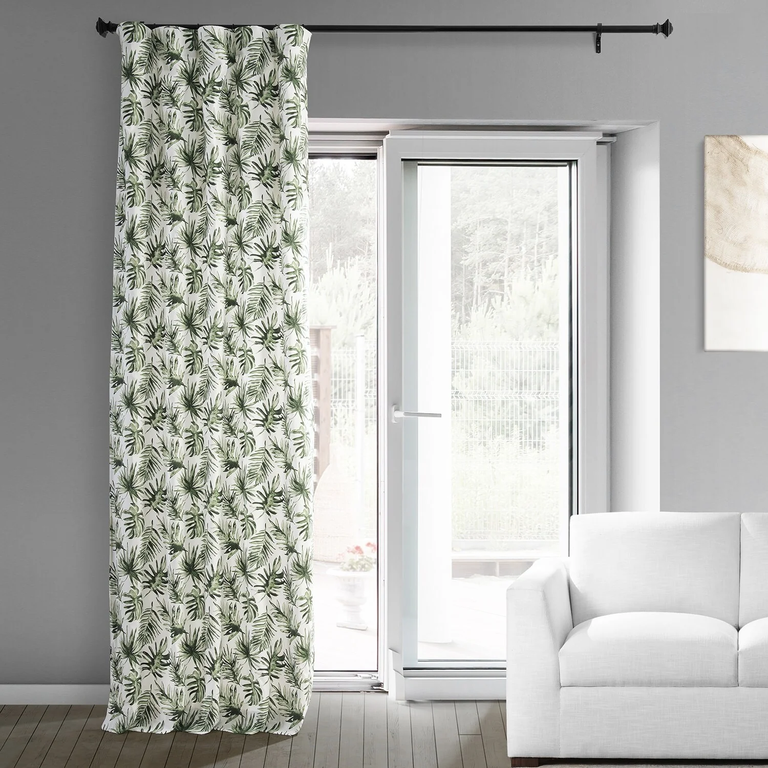 Exclusive Fabrics Coastal Leaf Cascade Printed Cotton Room Darkening Curtain (1 Panel)