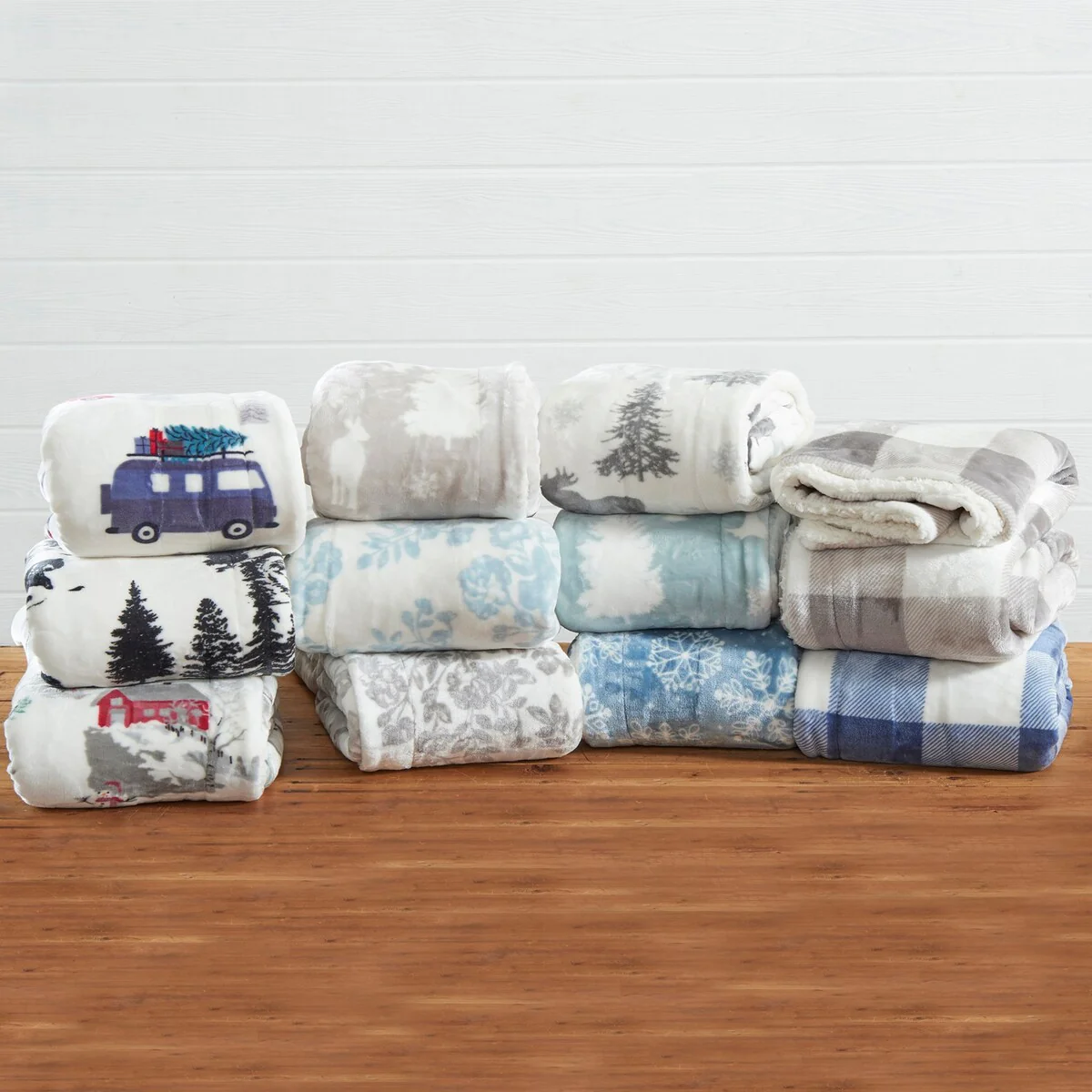 Luxurious Velvet Plush Fleece Reversible Sherpa Throw