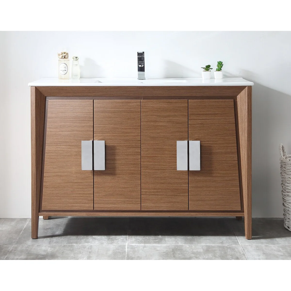 Tennant Brand Melissa Single Sink Bathroom Vanity