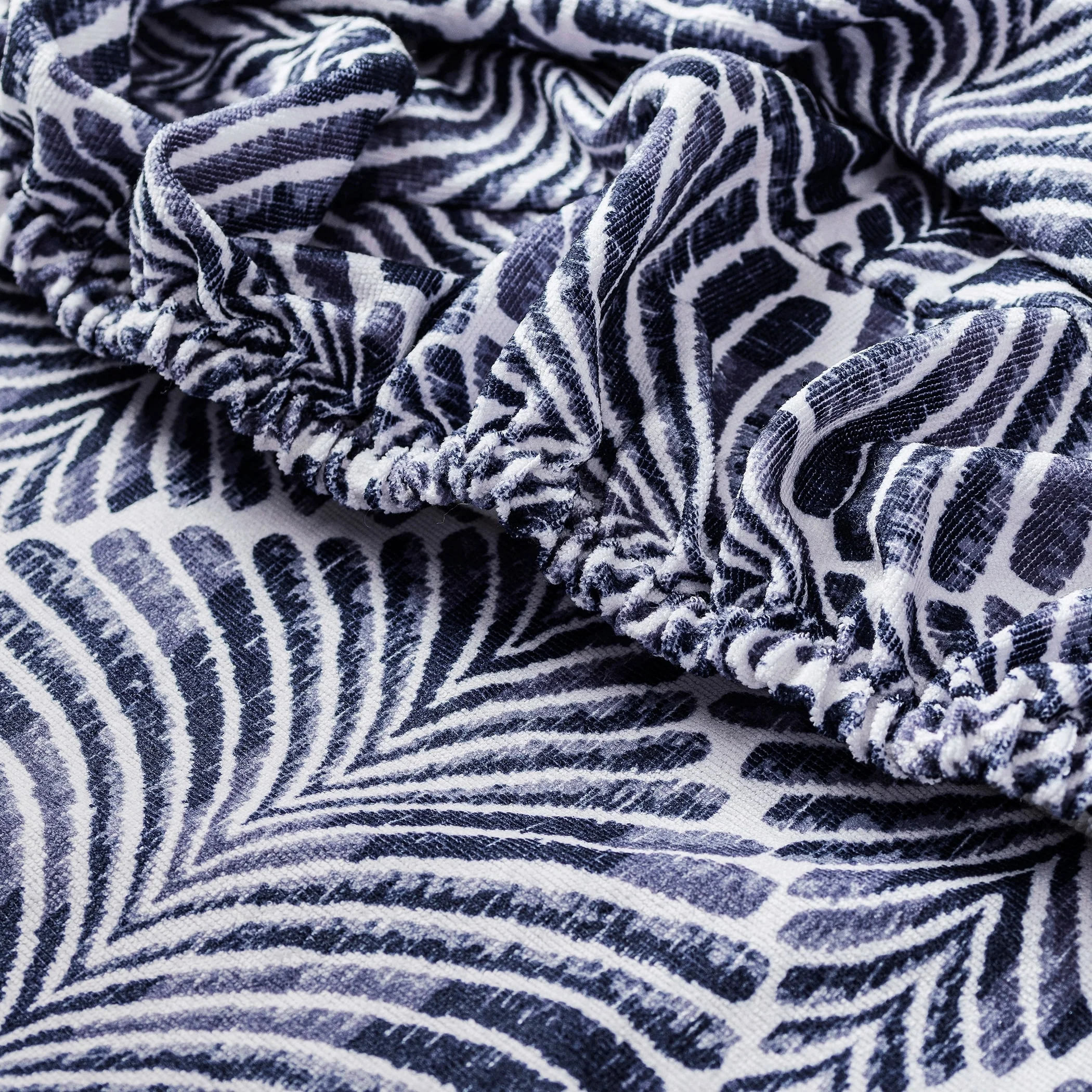 No. 918 Selene 2-pack Ogee Print Stretch Fit Elastic Dining Chair Cover Pair - 28