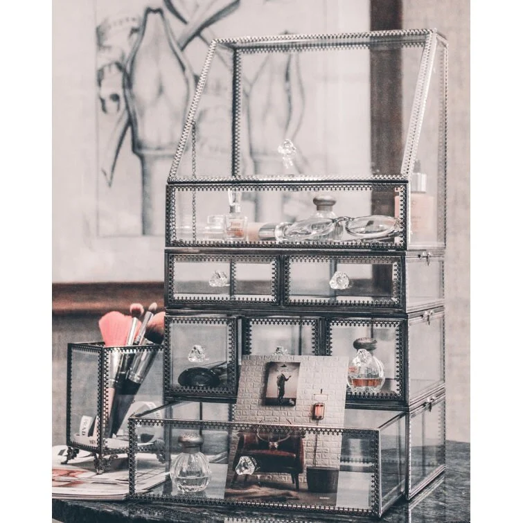Vintage Mirrored Glass High Level Makeup Organizer With Diamond Cut - Silver
