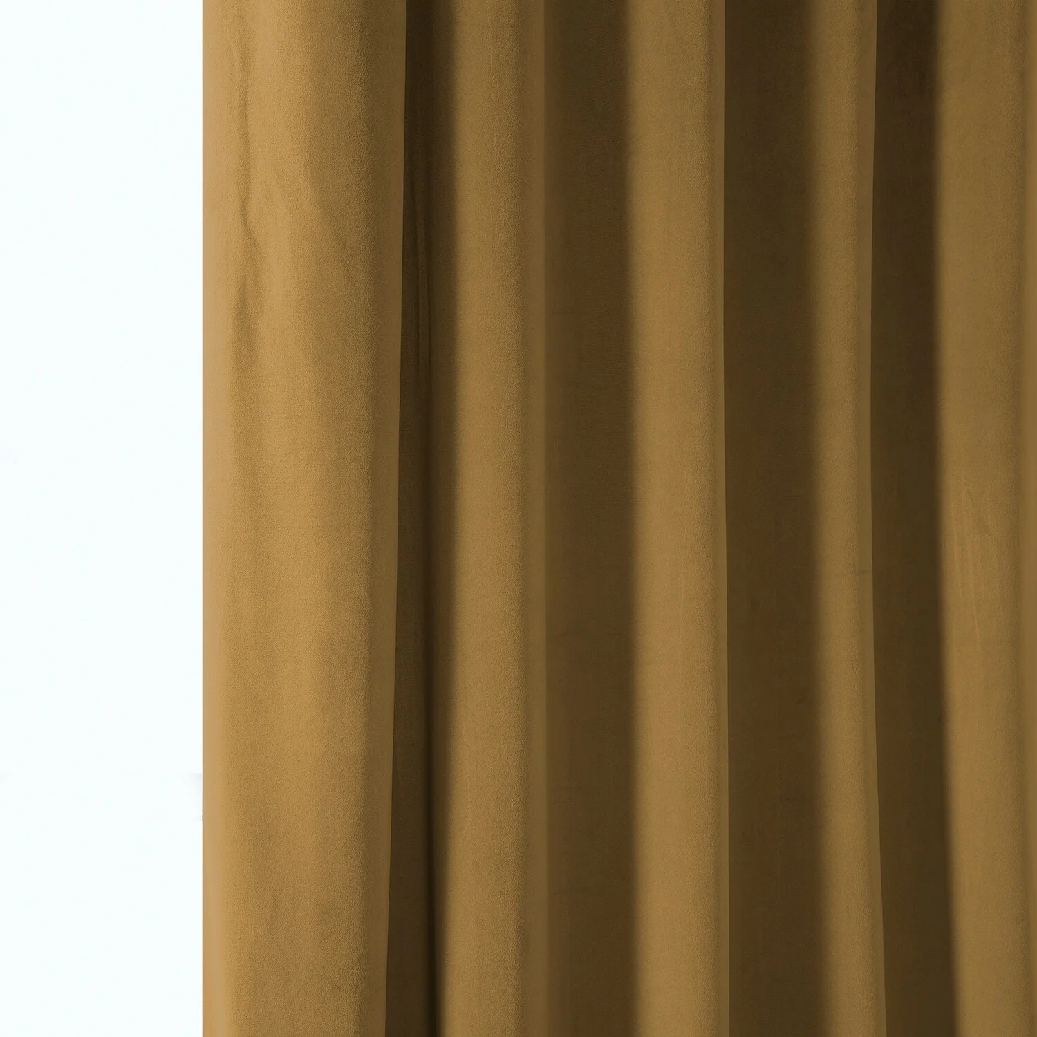 Exclusive Fabrics Plush Velvet Room Darkening Curtain (1 Panel)