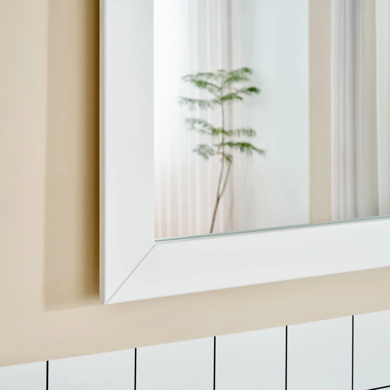 Vanity Art 24-Inch Single Sink Bathroom Vanity Set 2 Drawers, 1 Cabinet, 1 Shelf, Soft-Closing Doors with Free Mirror