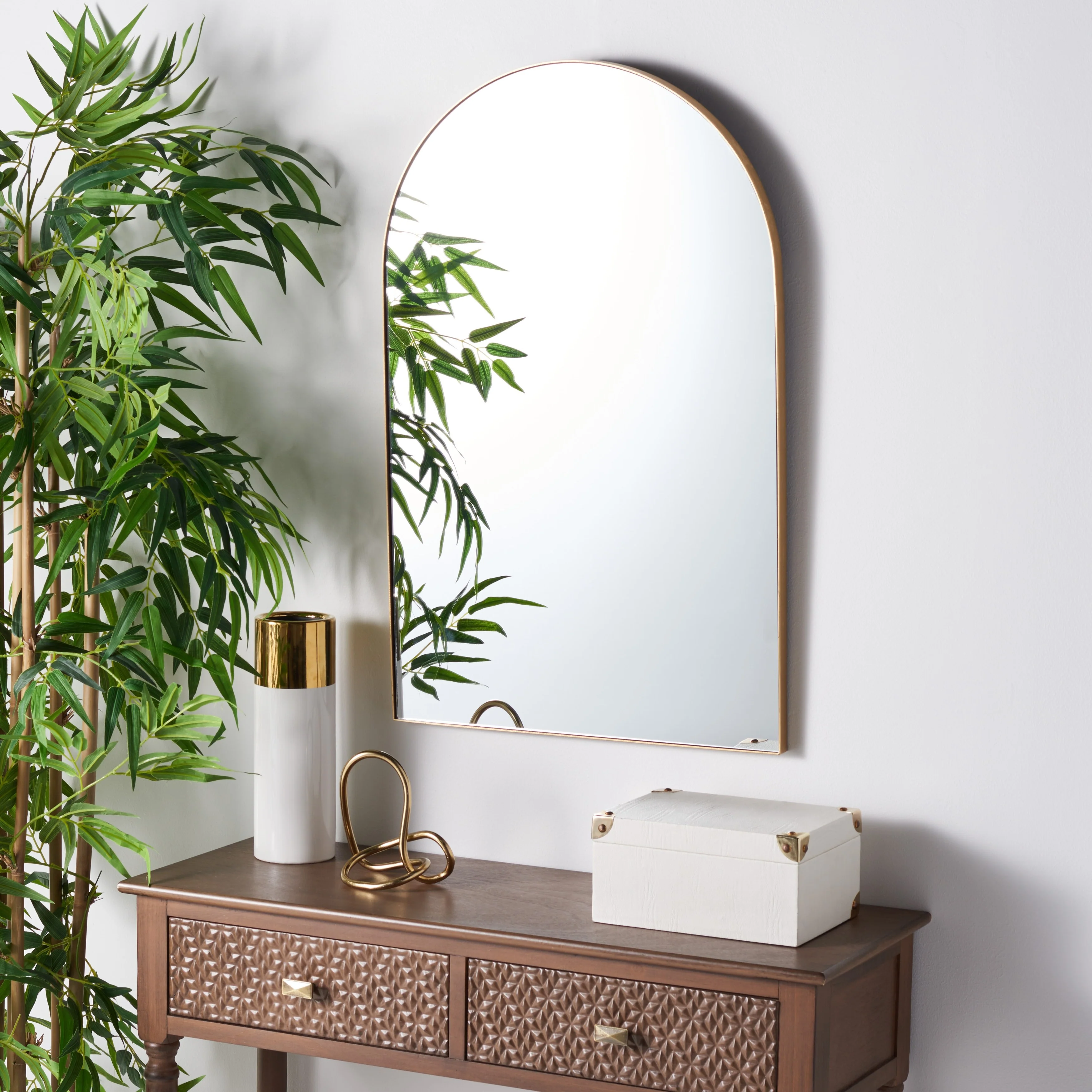 SAFAVIEH Britny 32-inch Arch-Crowned Top Gold Mirror - 20.3