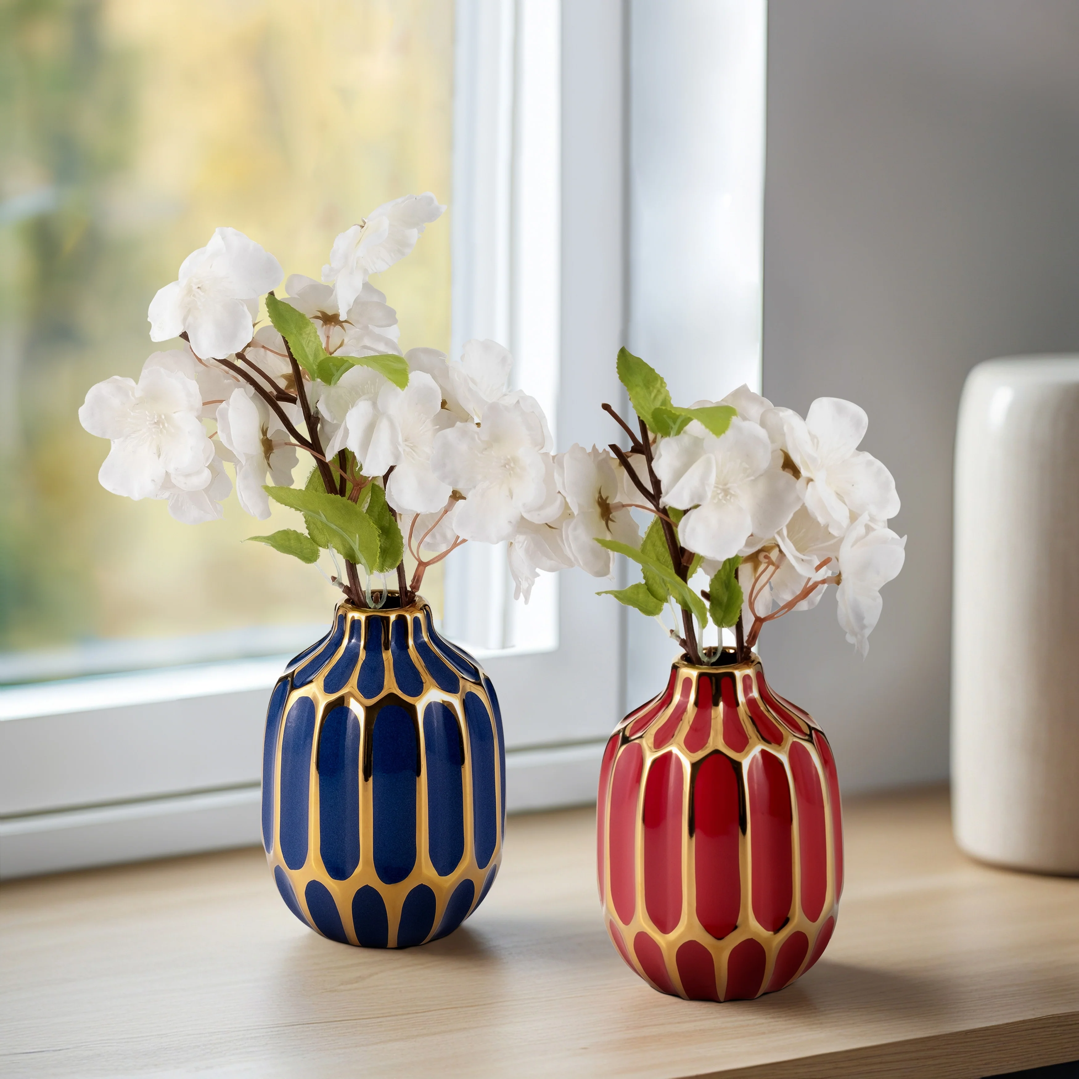 Sagebrook Home Elegant Ceramic Vase