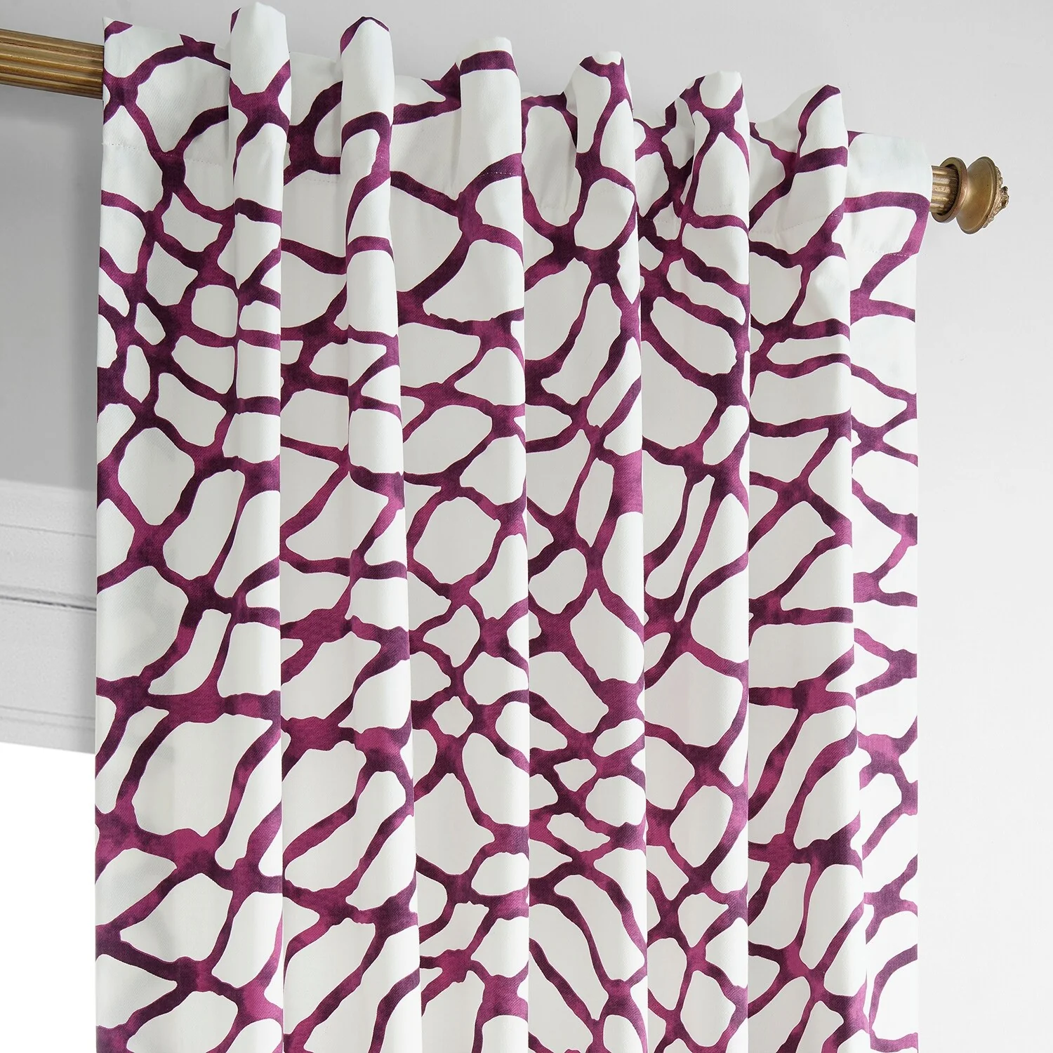 Exclusive Fabrics Ellis Printed Cotton Twill Curtain (1 Panel)