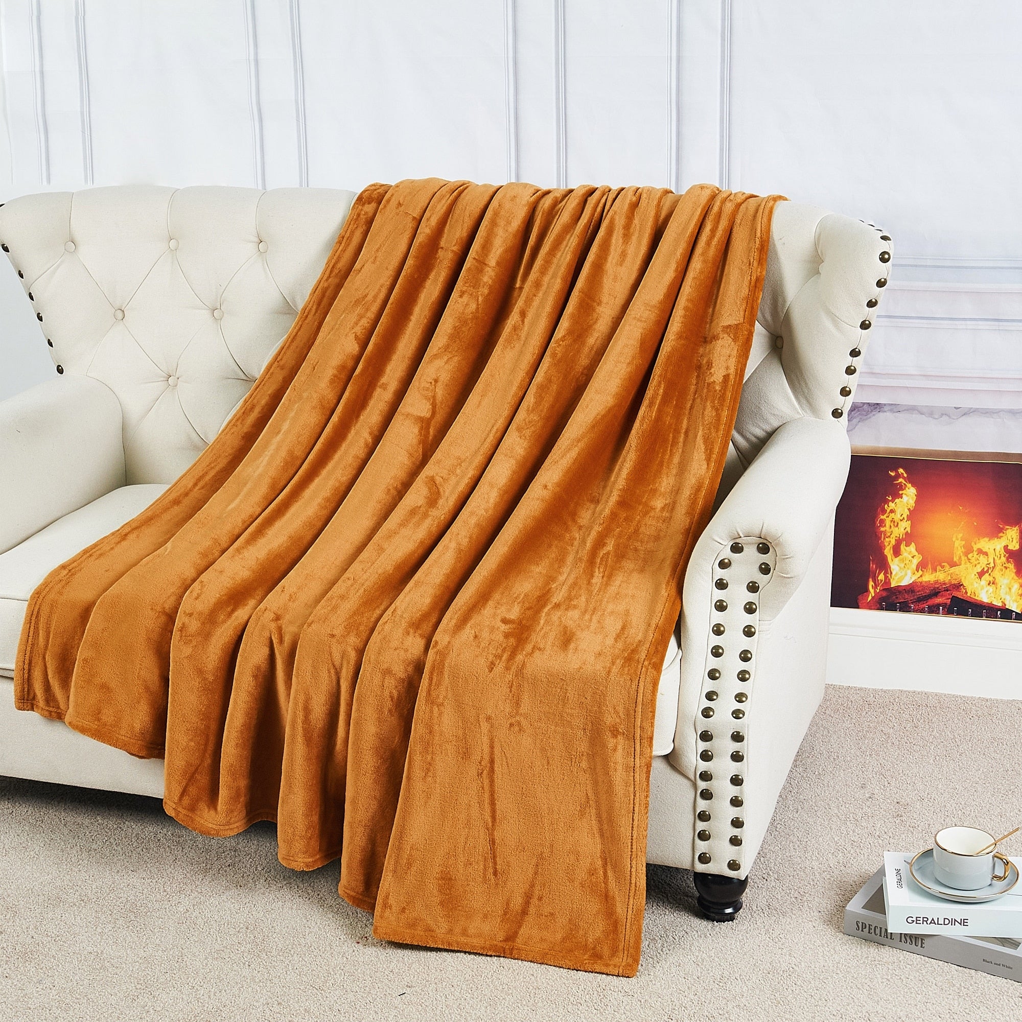 Christmas Solid Flannel Fleece Throw Blanket