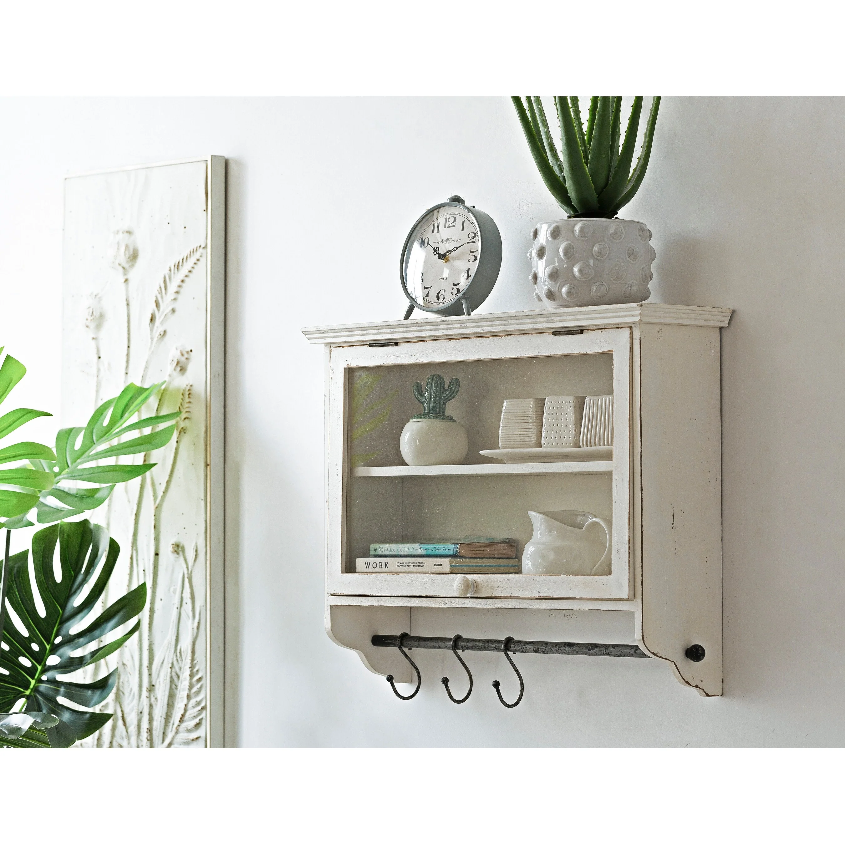 Metal Wall Decor with Flowers (Set of 2 Styles)