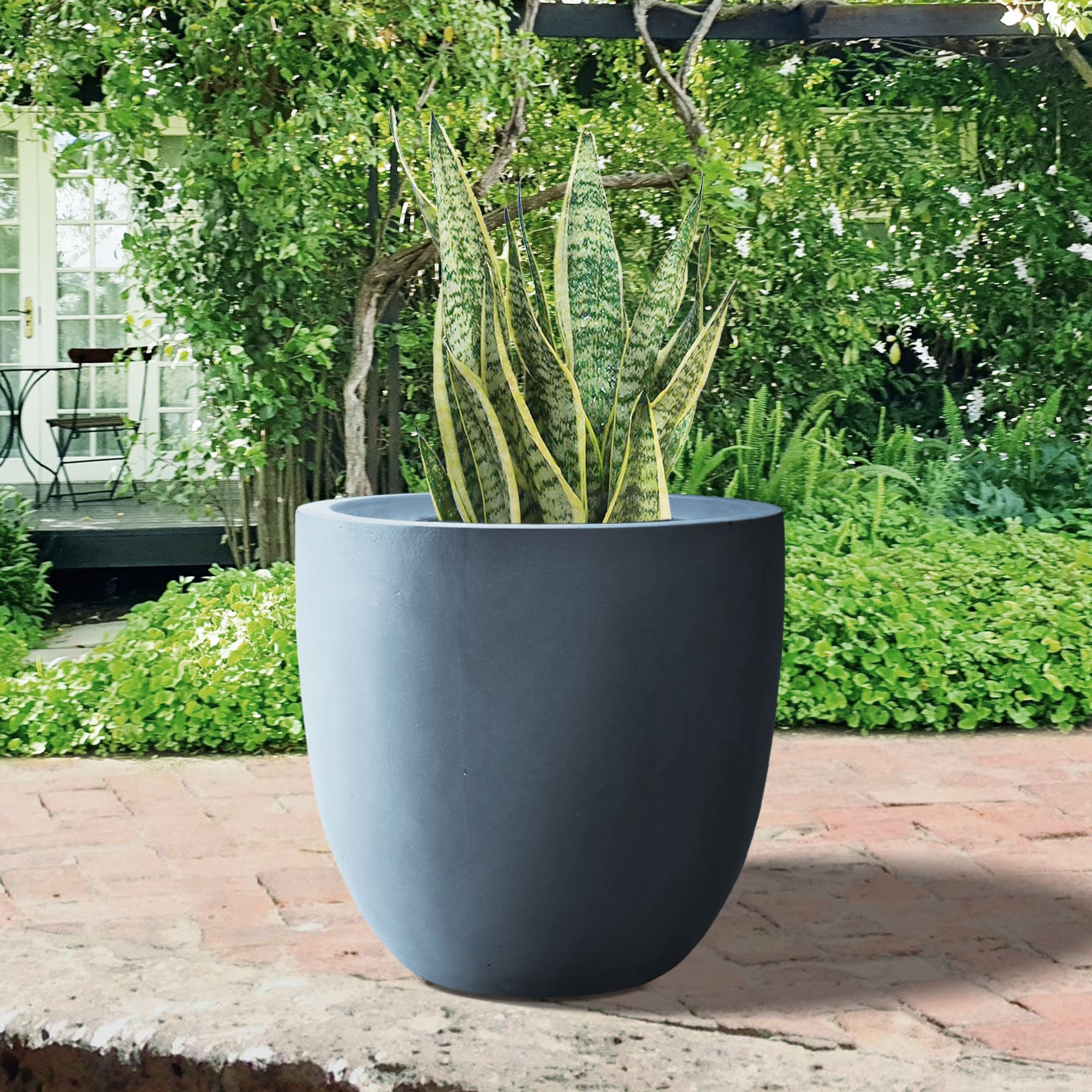 Durx-litecrete Lightweight Concrete Modern Seamless Round Cement Color Planter-Small - 9.8'x9.8'x9.1'