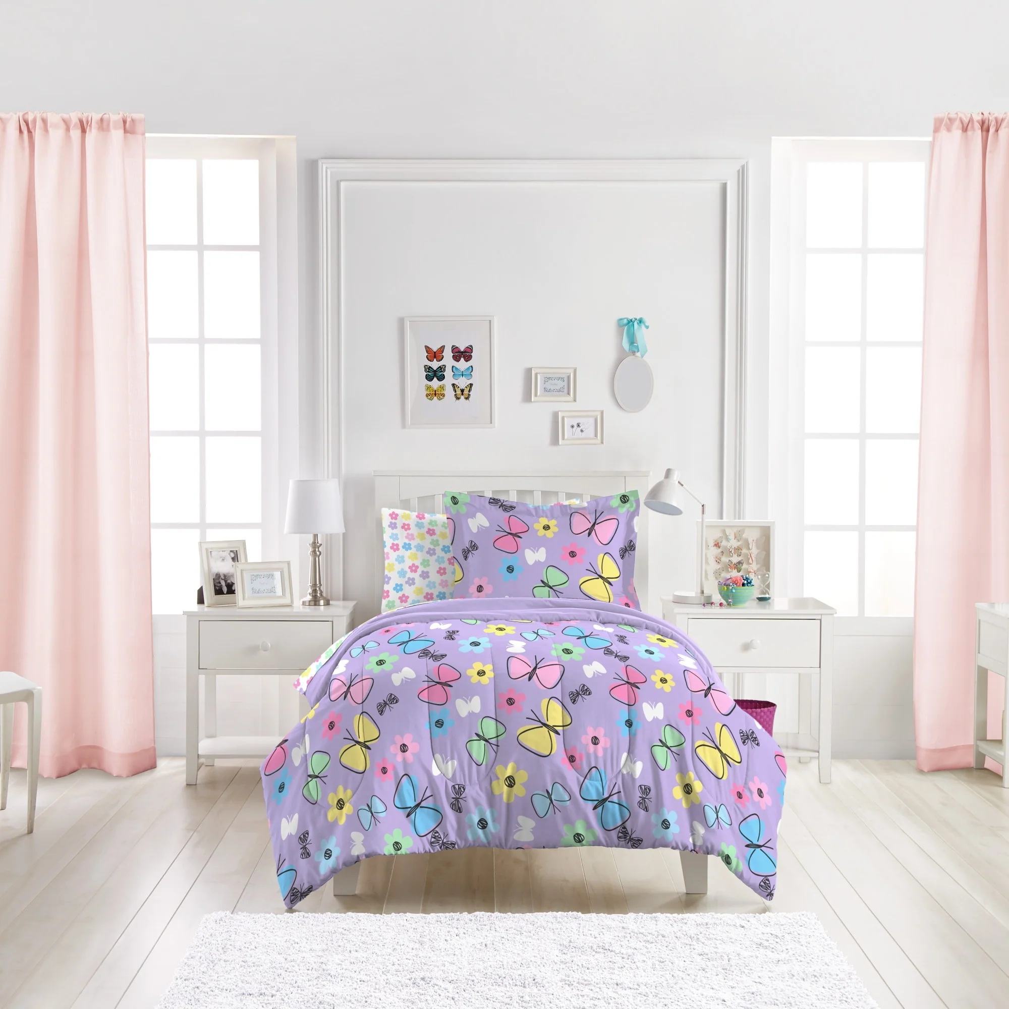 Dream Factory Sweet Butterfly 7-piece Bed in a Bag with Sheet Set