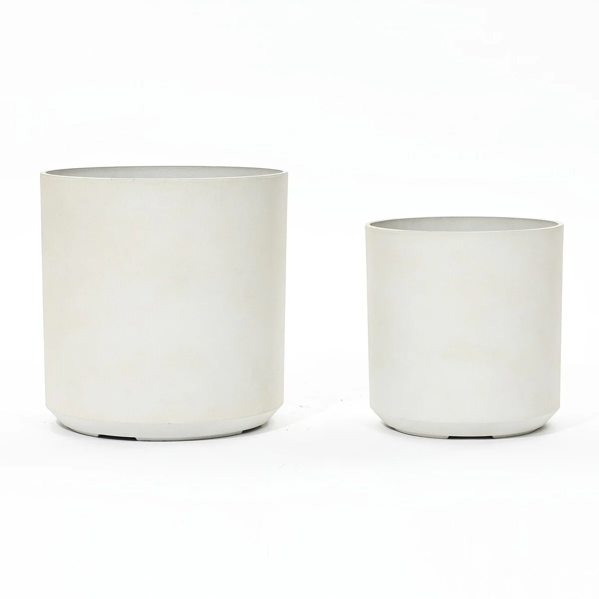2-Piece HDPE Round Plastic Pot Planters Set