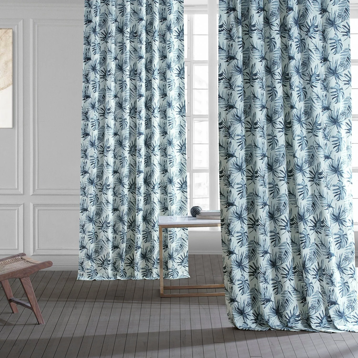 Exclusive Fabrics Coastal Leaf Cascade Printed Cotton Room Darkening Curtain (1 Panel)