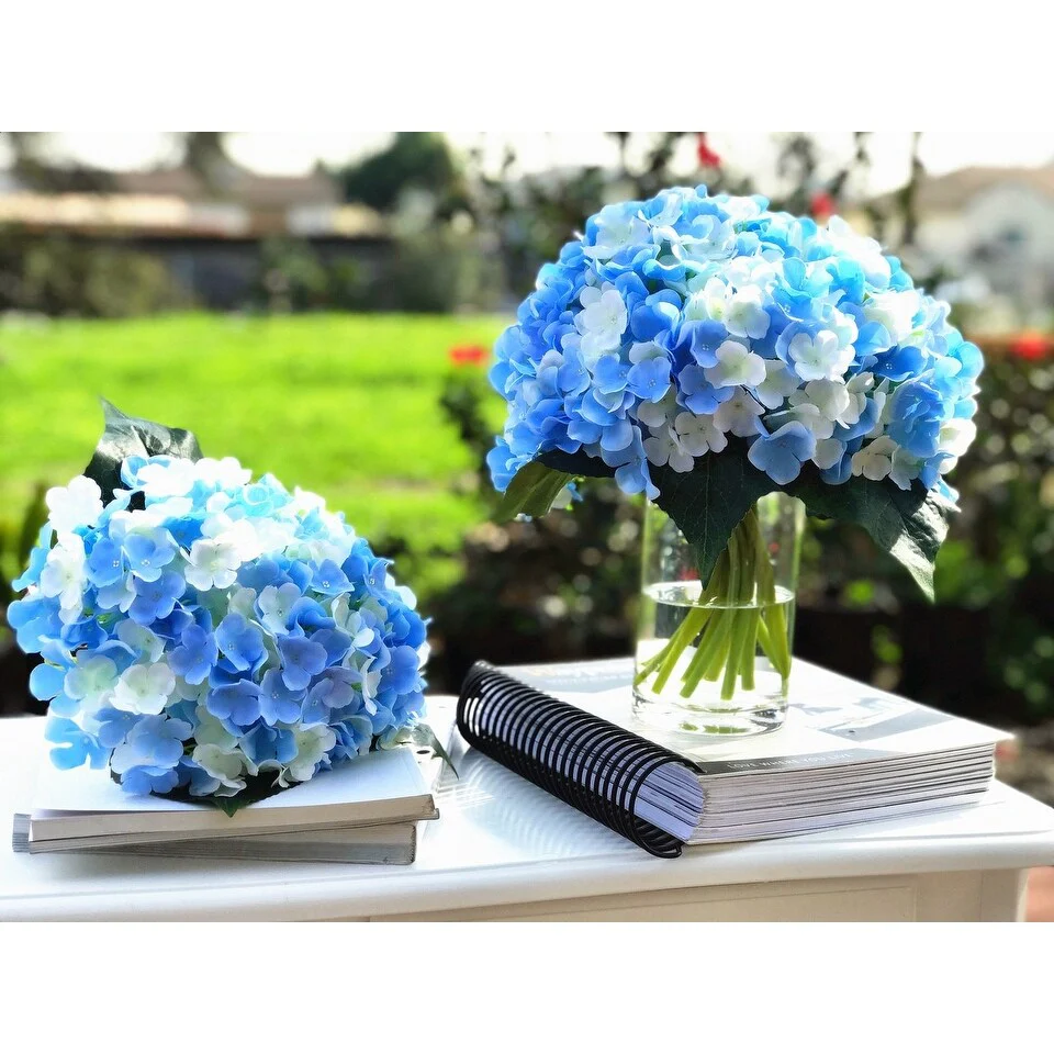 Enova Home Blue Cream Artificial Silk Hydrangea Fake Flowers Arrangement in Clear Glass Vase with Faux Water for Home Decoration