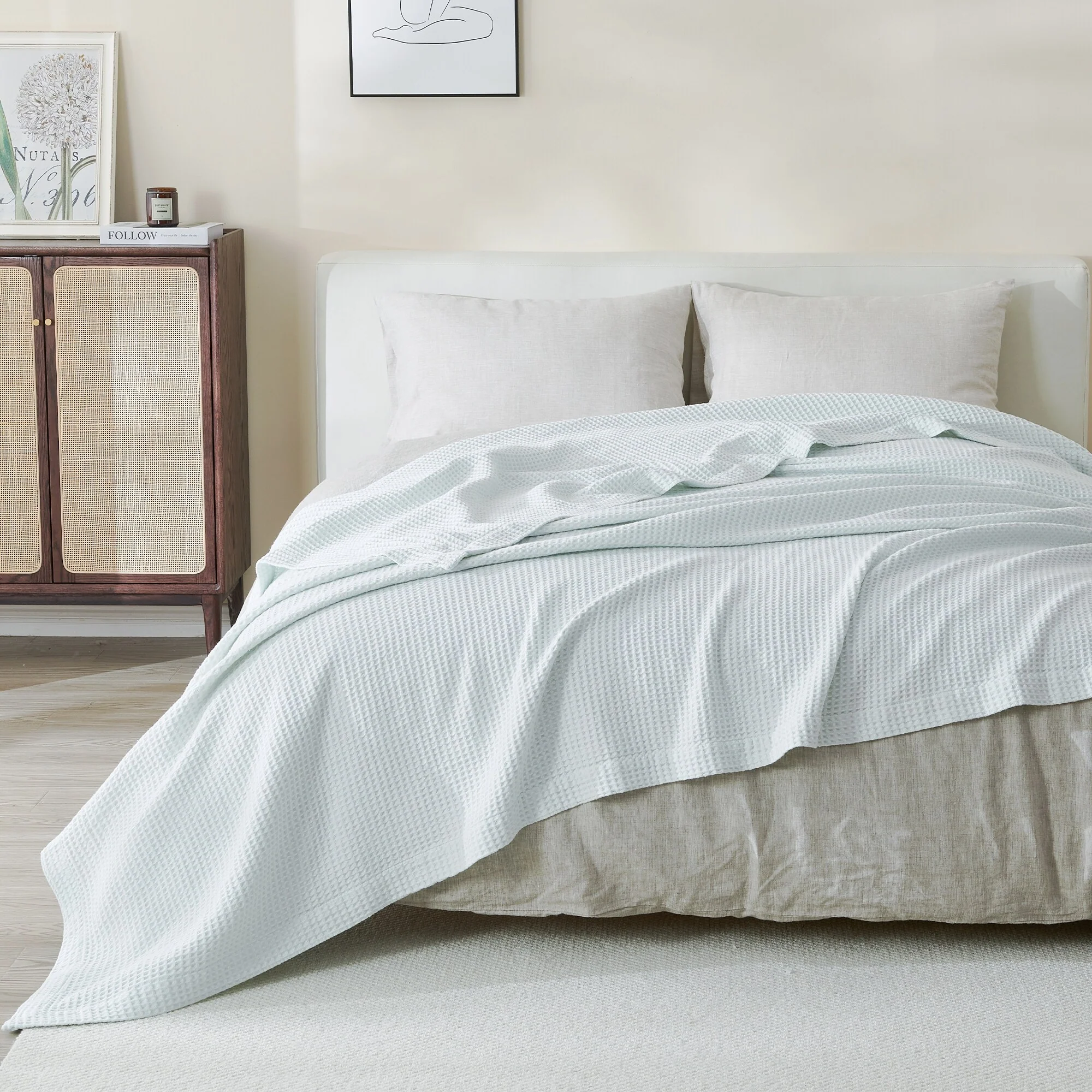 Linery & Co. 100% Cotton All-Season Lightweight Waffle Weave Knit Throw Blanket