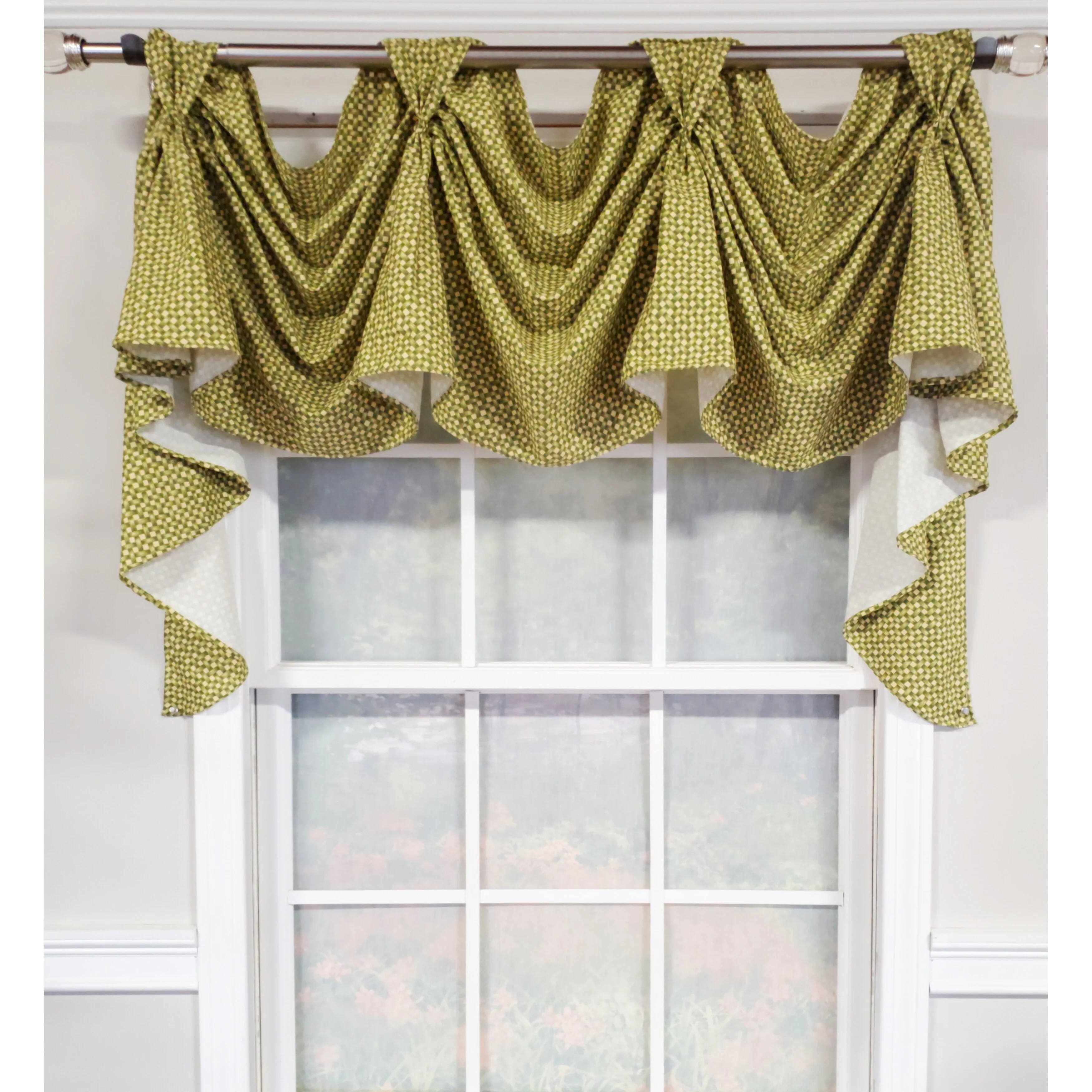 RLF Home Trellis 3-Scoop Victory Swag