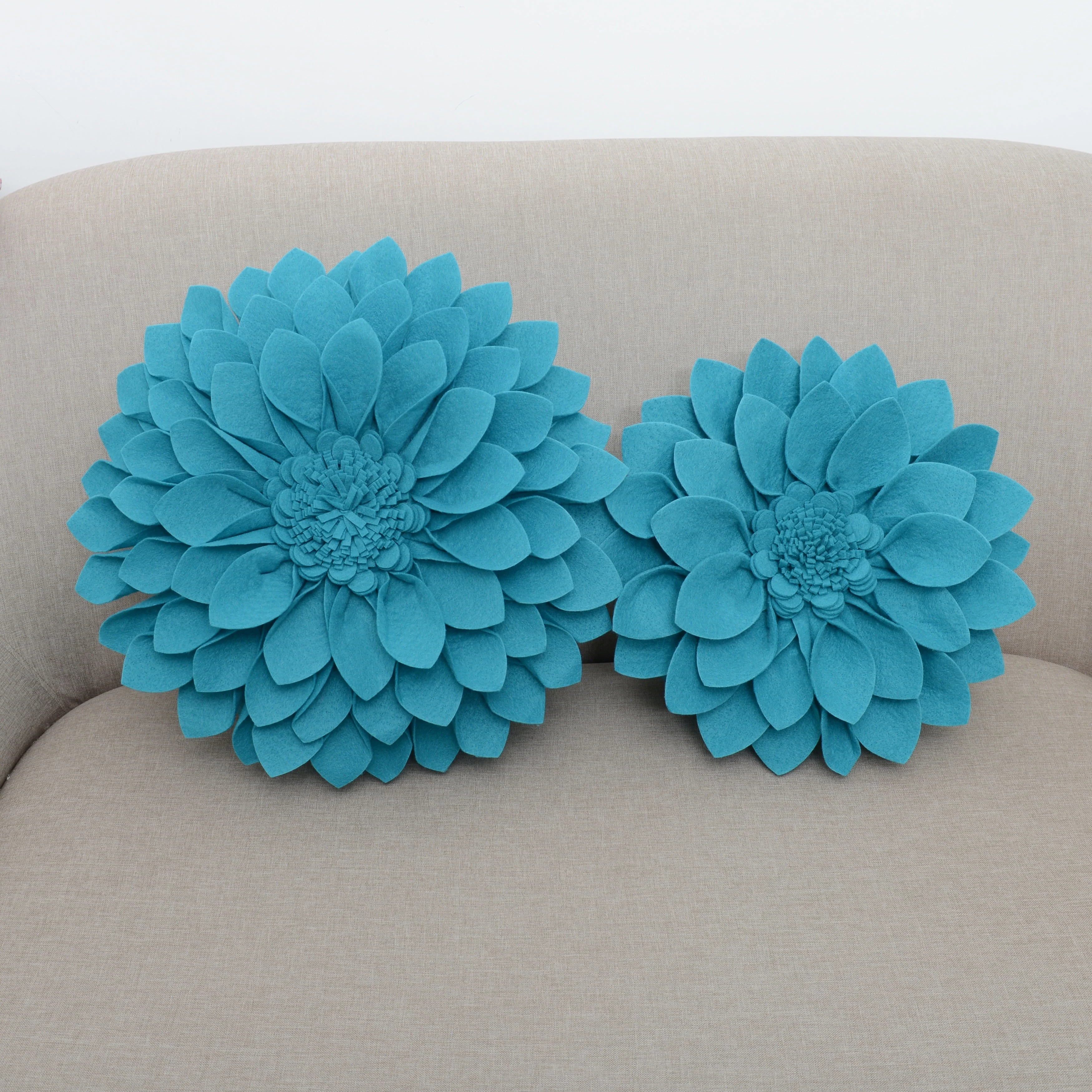 Felt Flower Design Throw Pillow
