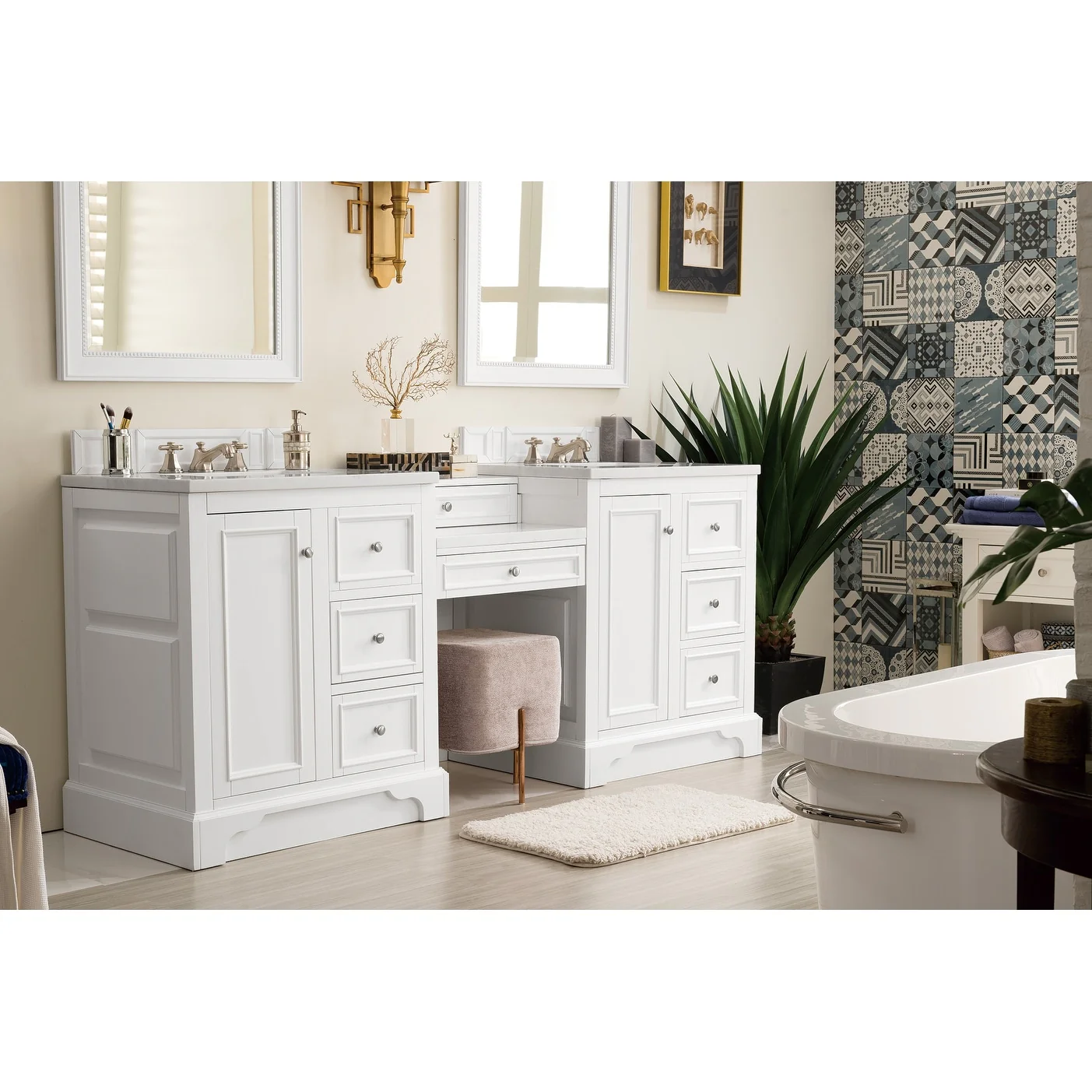 James Martin Vanities De Soto 82