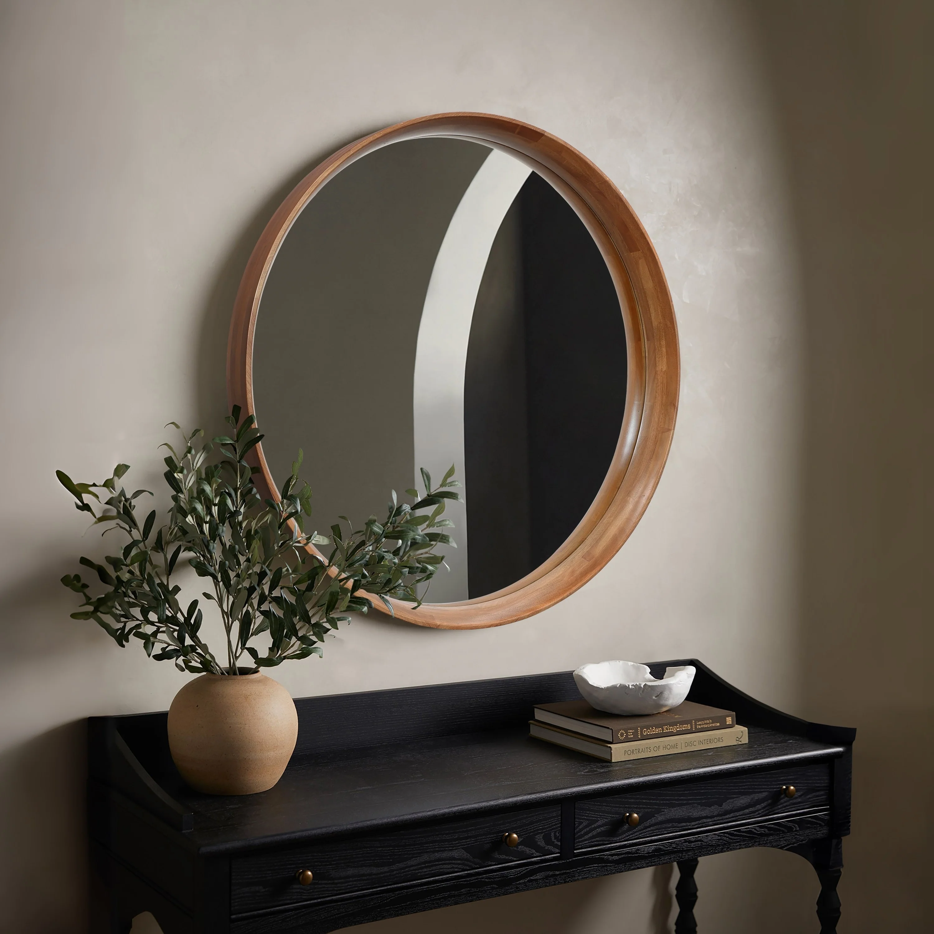 Natural Rubberwood Frame Round Wall Mirror, Bathroom Wall Mirror - 31.5