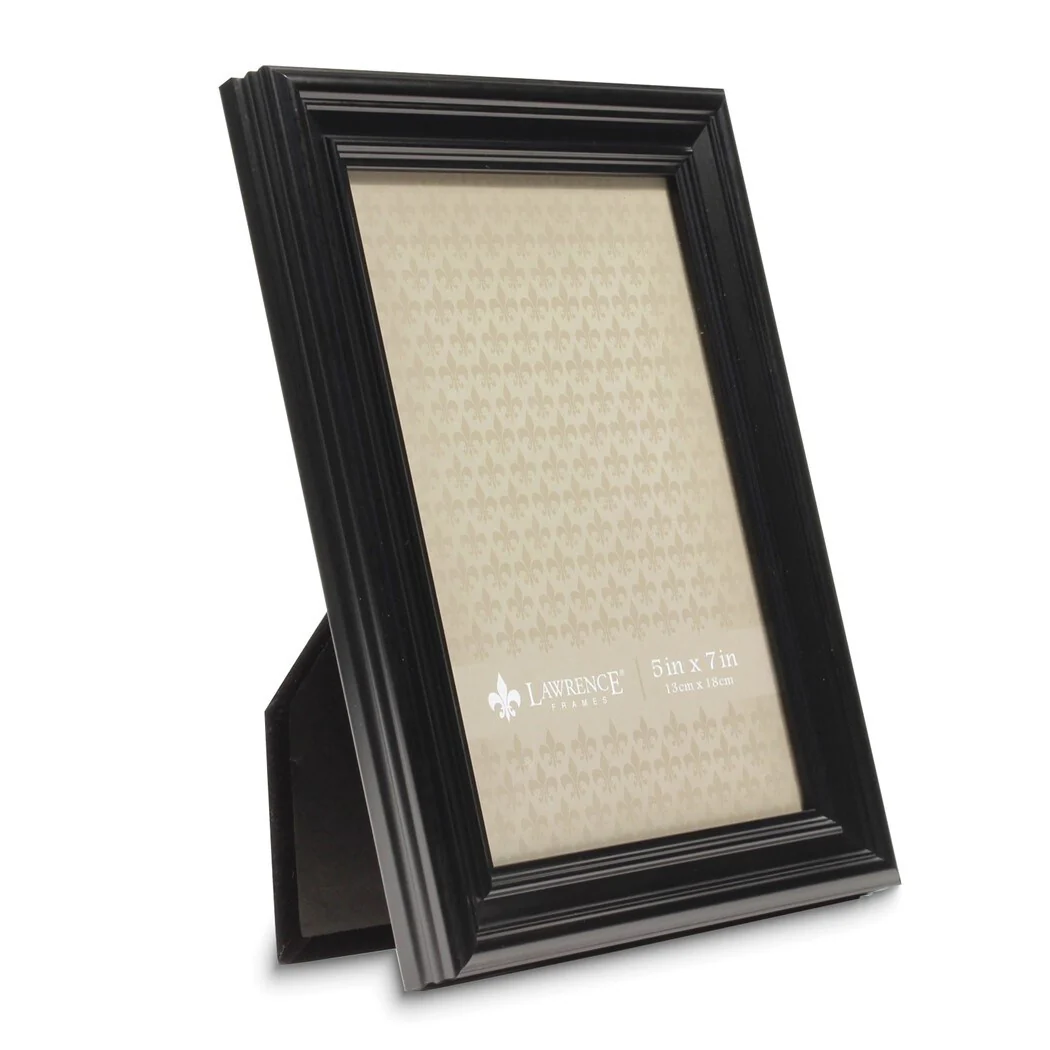 Curata 5x7 Classic Detailed Black Frame